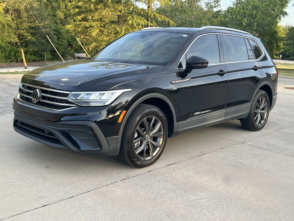 Used 2023 Volkswagen Tiguan SE SUV