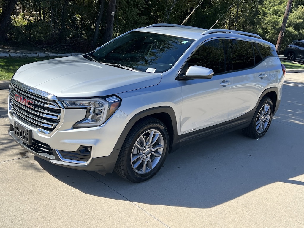 Used 2022 GMC Terrain SLT SUV