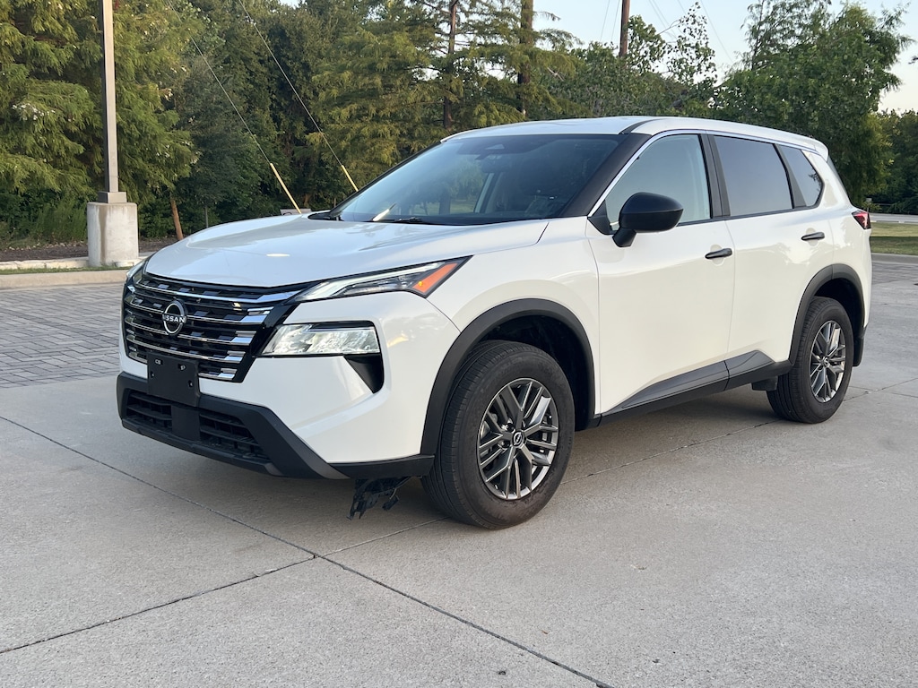 Used 2025 Nissan Rogue S SUV