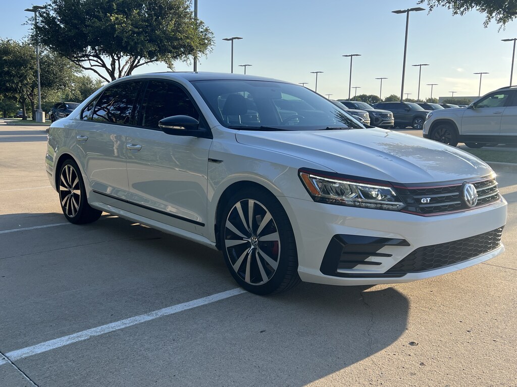 Used 2018 Volkswagen Passat V6 GT Sedan