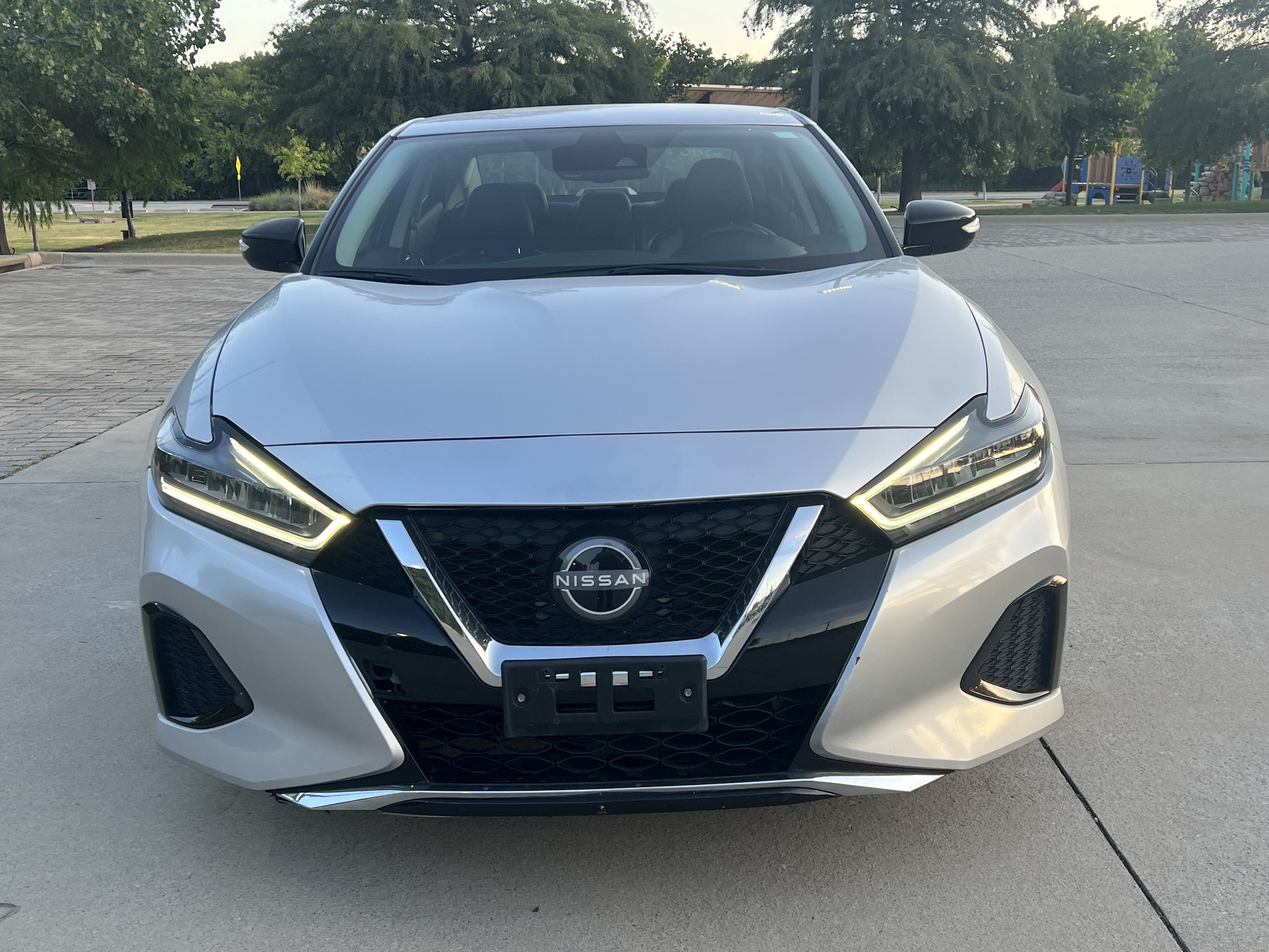 Nissan Maxima SV