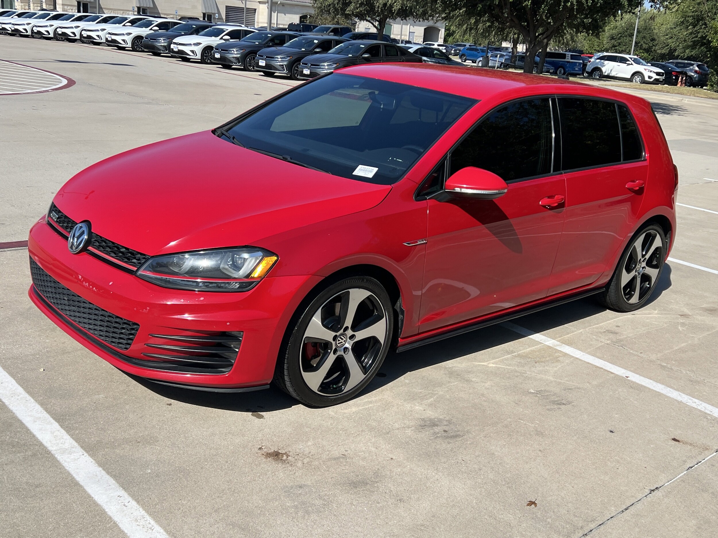 2015 Volkswagen Golf GTI S photo 3