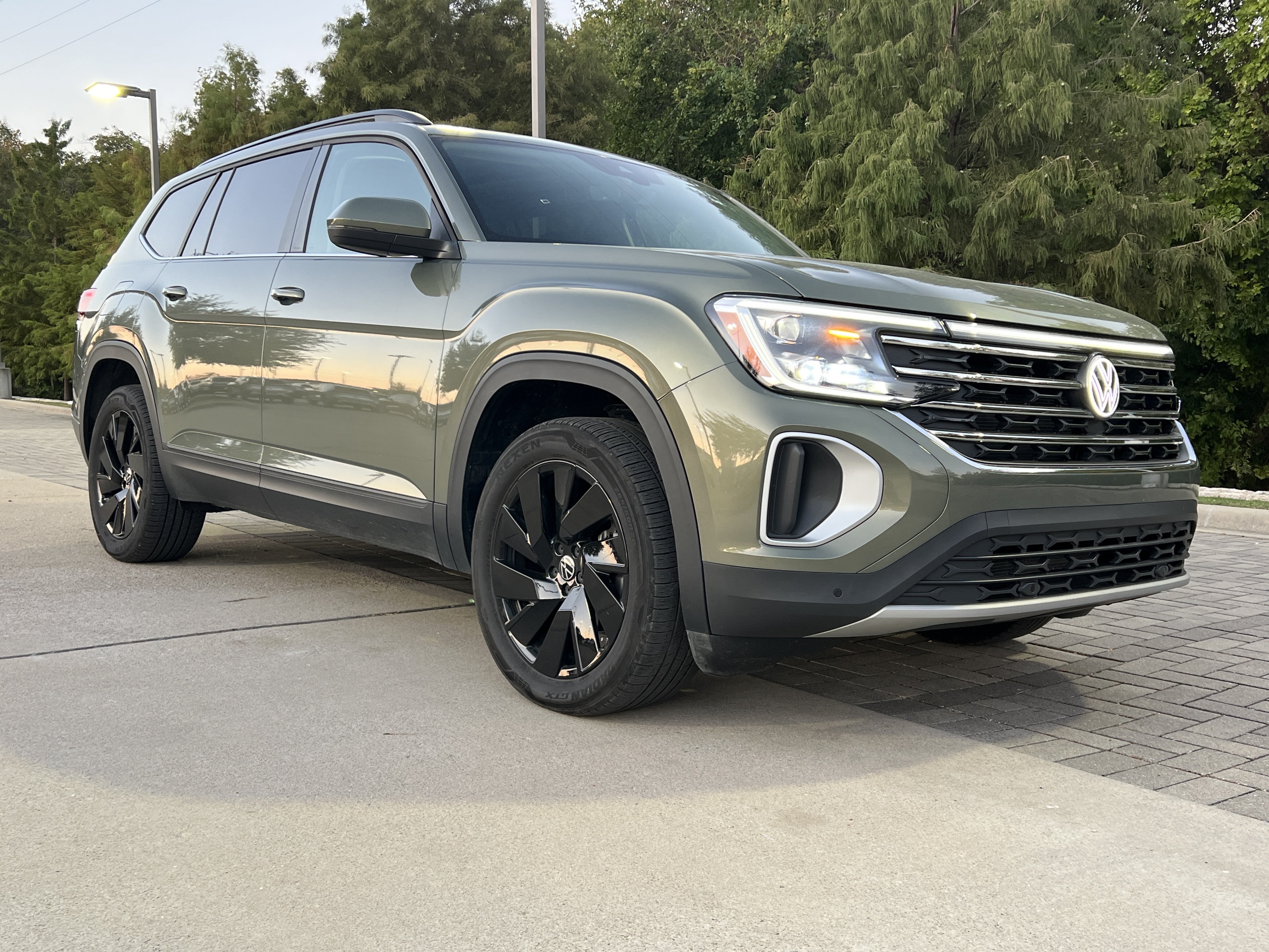 Used 2026 Volkswagen Atlas 2.0T SE w/Technology SUV