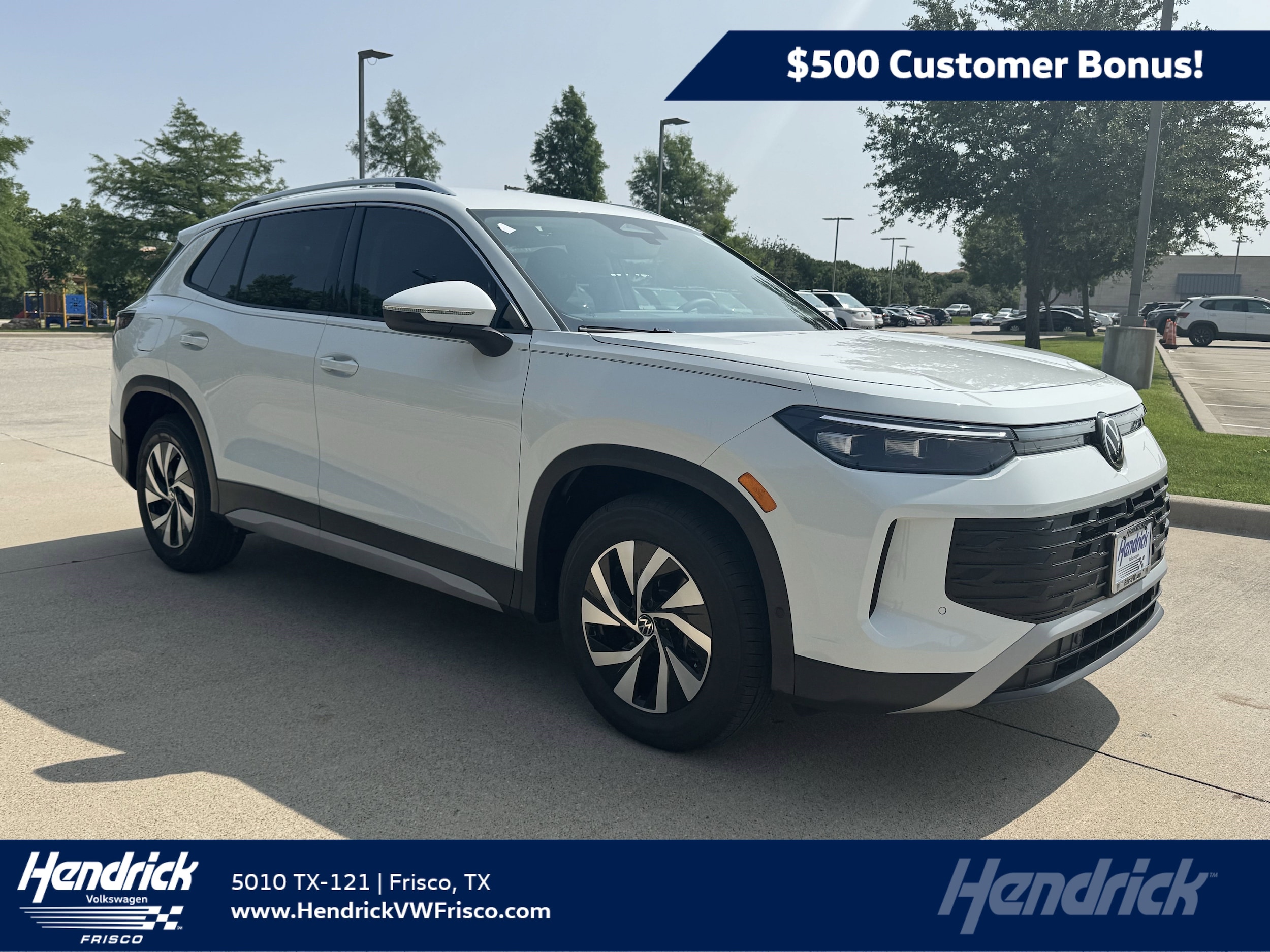 2025 Volkswagen Tiguan S's photo