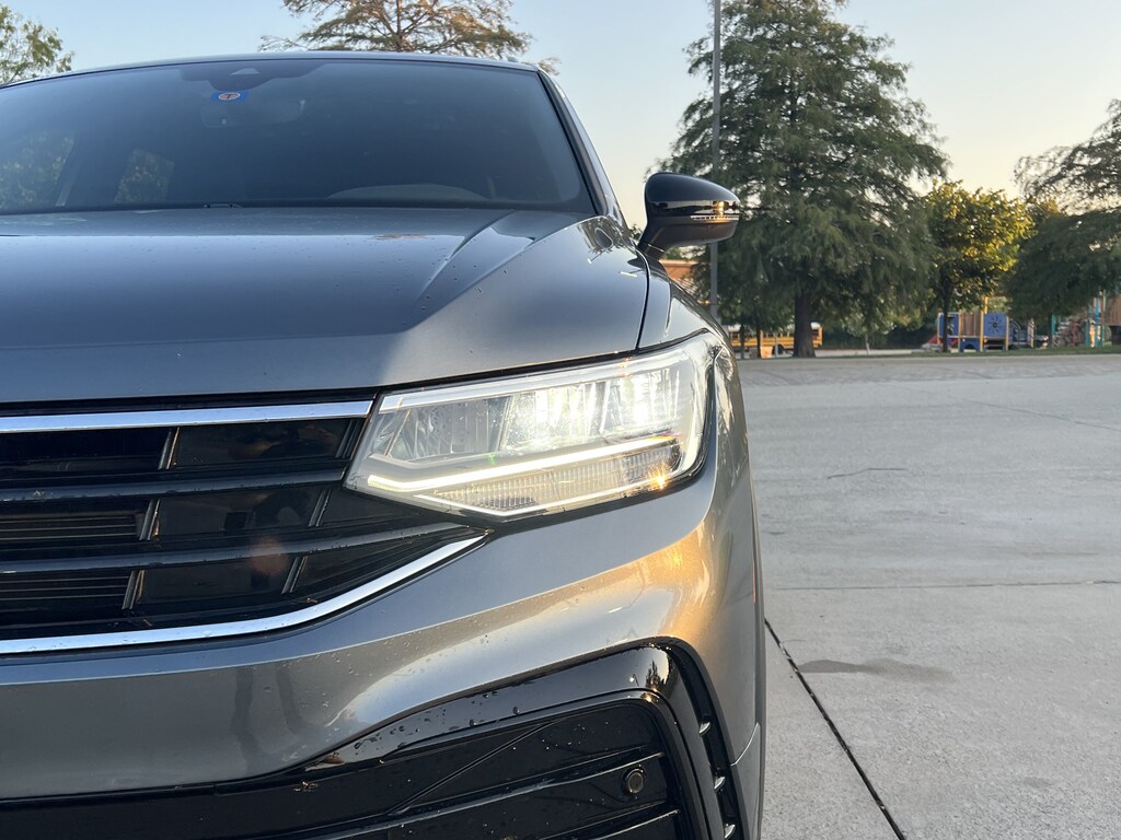 Used 2023 Volkswagen Tiguan SE R-Line Black SUV