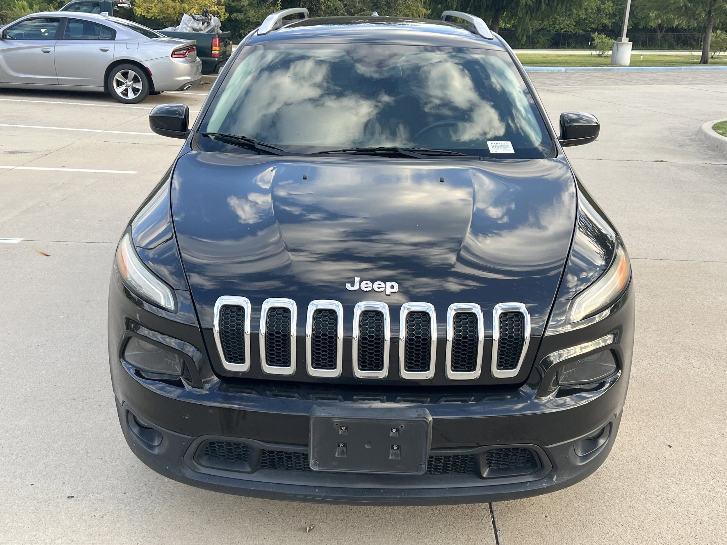2016 Jeep Cherokee Latitude photo 3