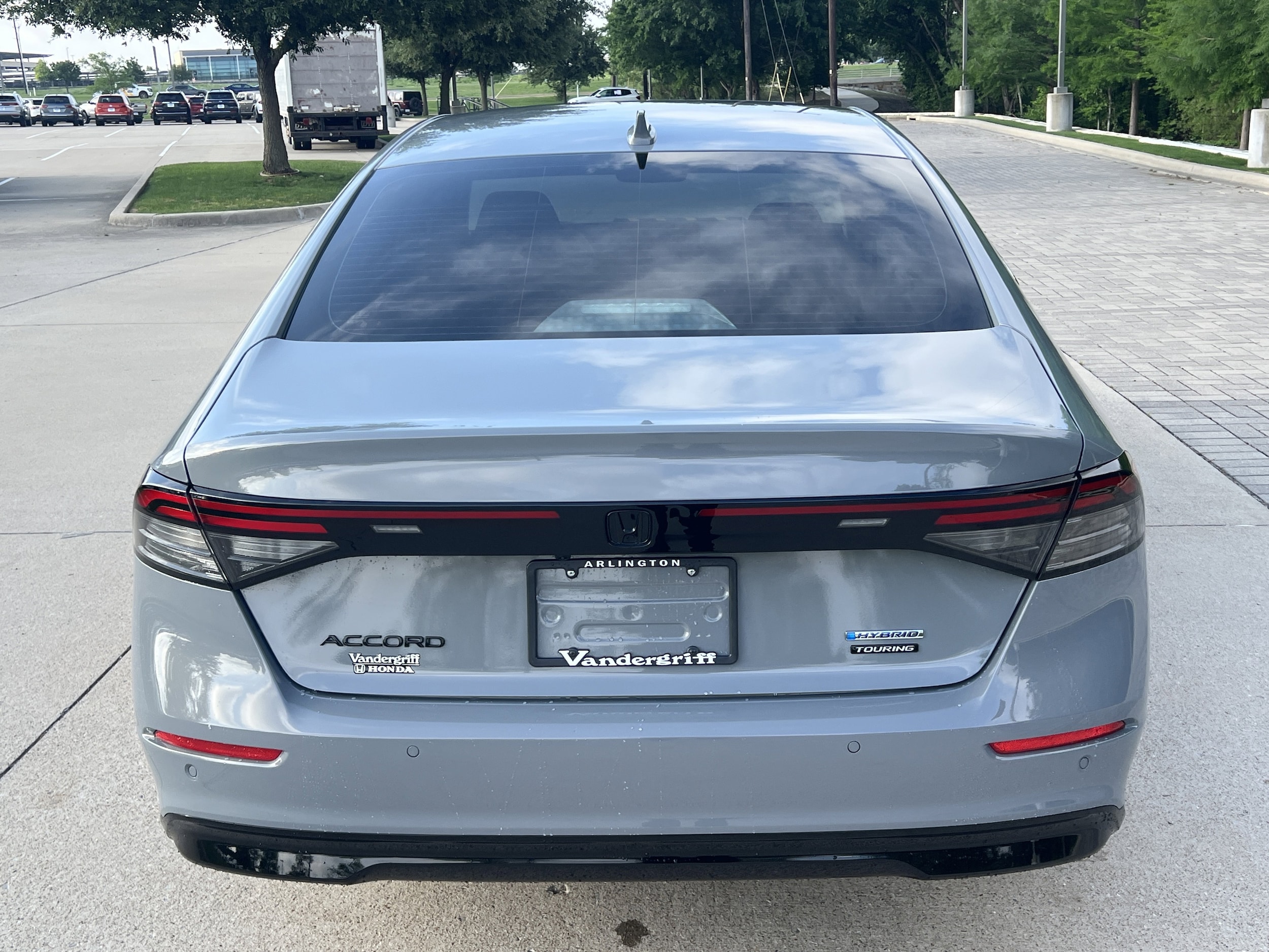 2025 Honda Accord Touring photo 3