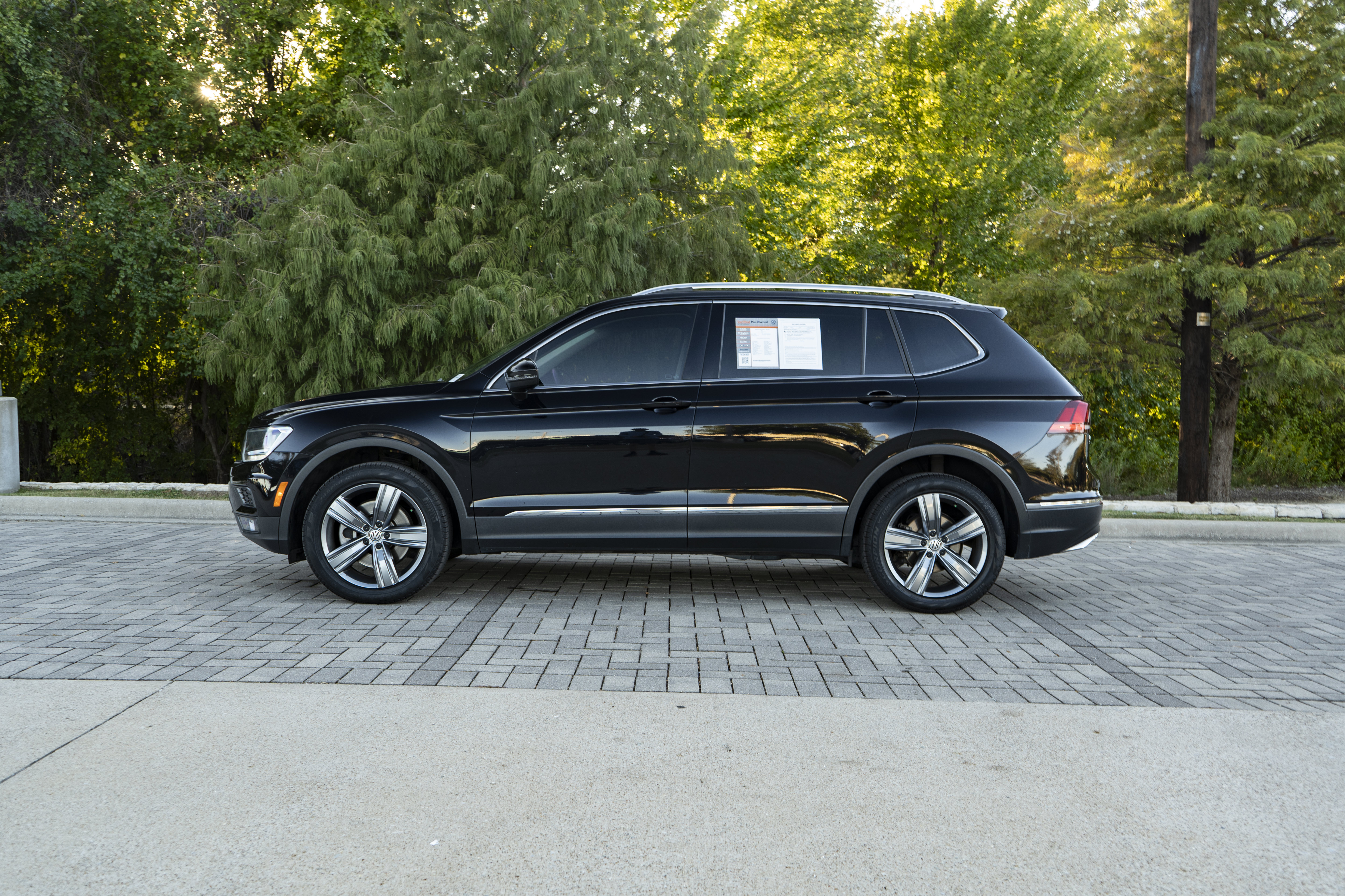 Used 2020 Volkswagen Tiguan SEL SUV
