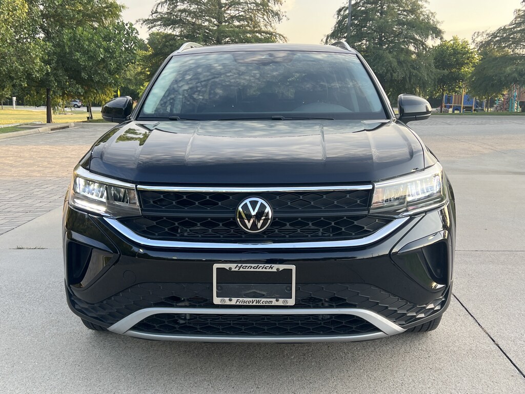 Used 2024 Volkswagen Taos SE SUV
