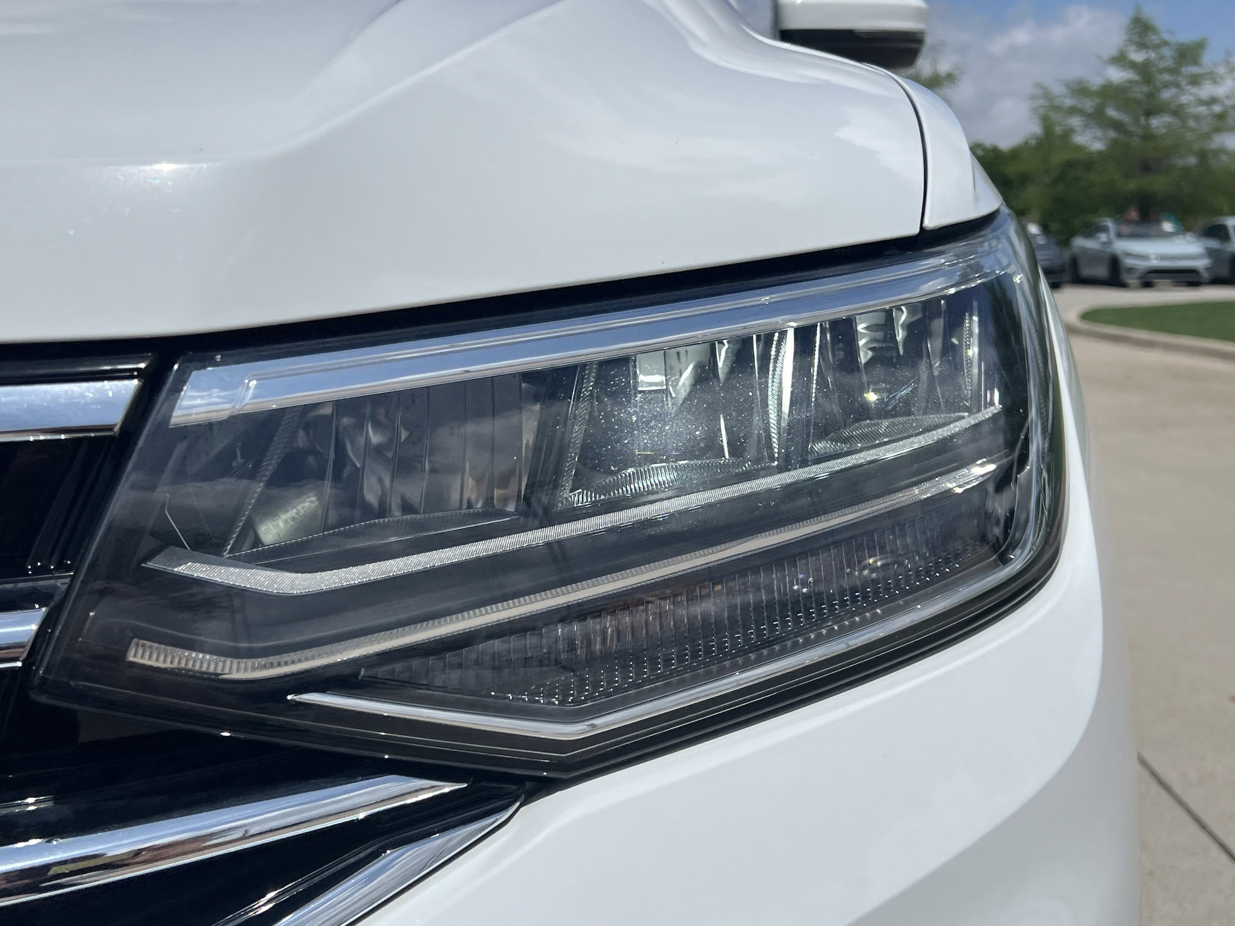 2024 Volkswagen Tiguan SE photo 5