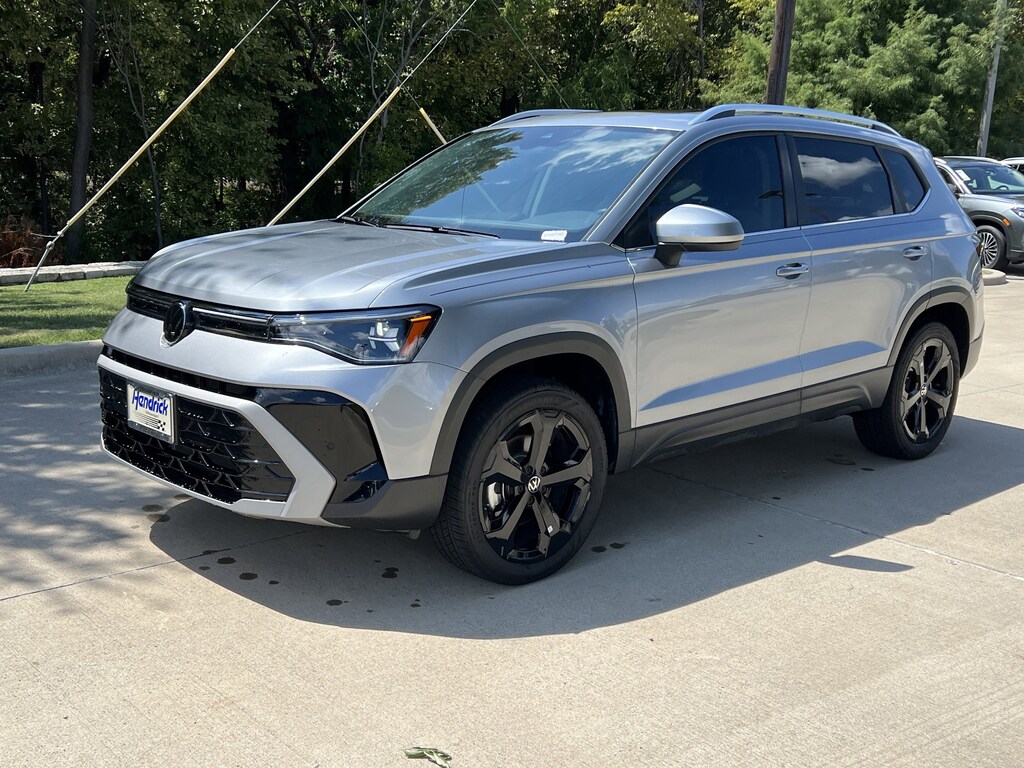 Used 2025 Volkswagen Taos SEL SUV