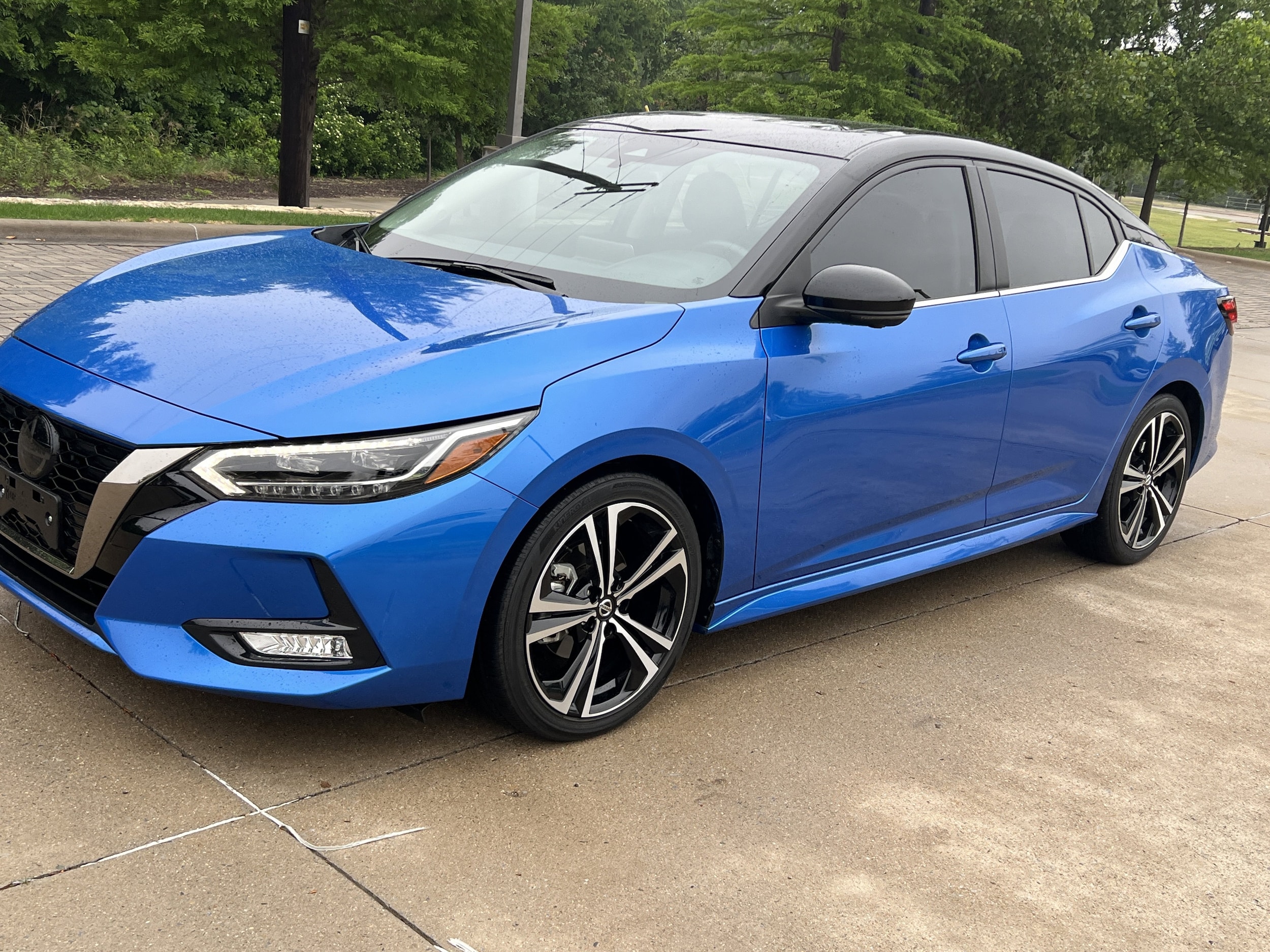 2021 Nissan Sentra SR photo 4