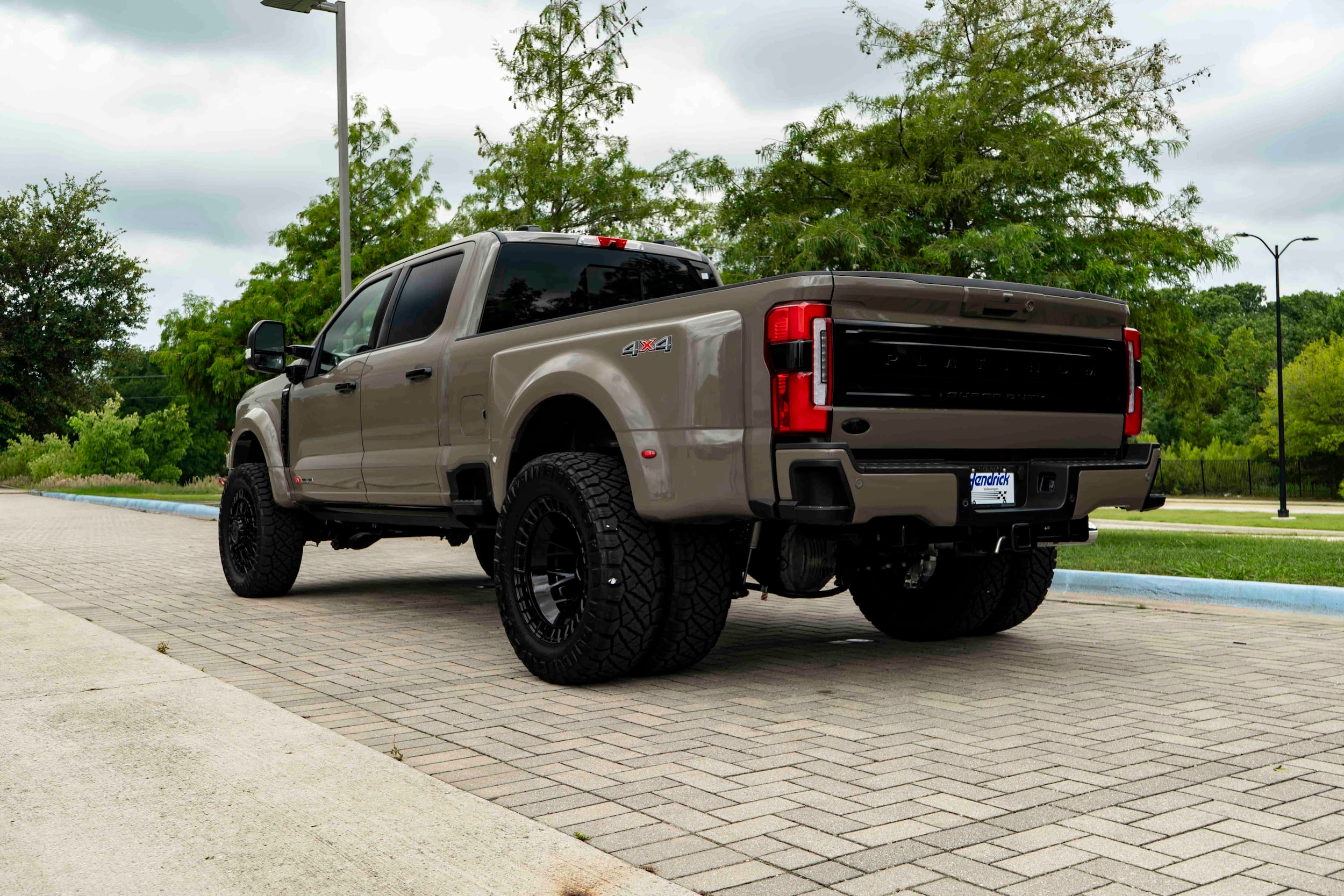 Ford Super Duty F-450 Pickup Platinum