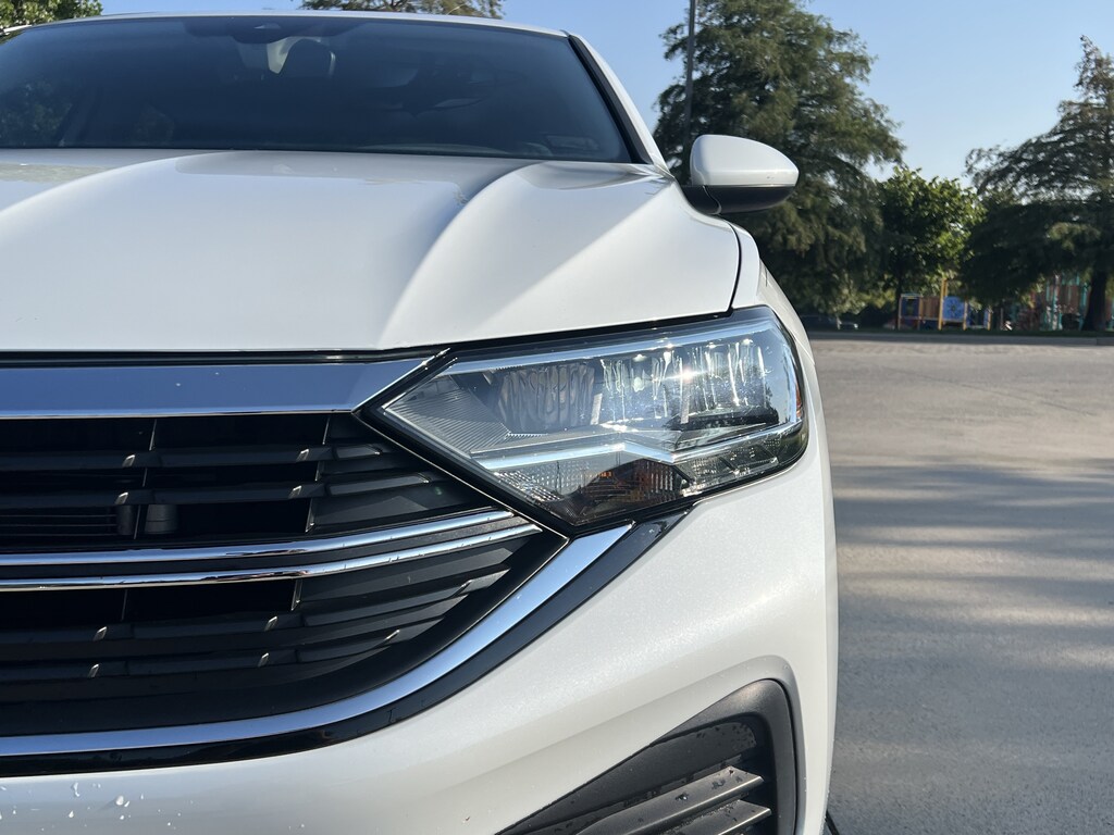 Used 2024 Volkswagen Jetta SE Sedan