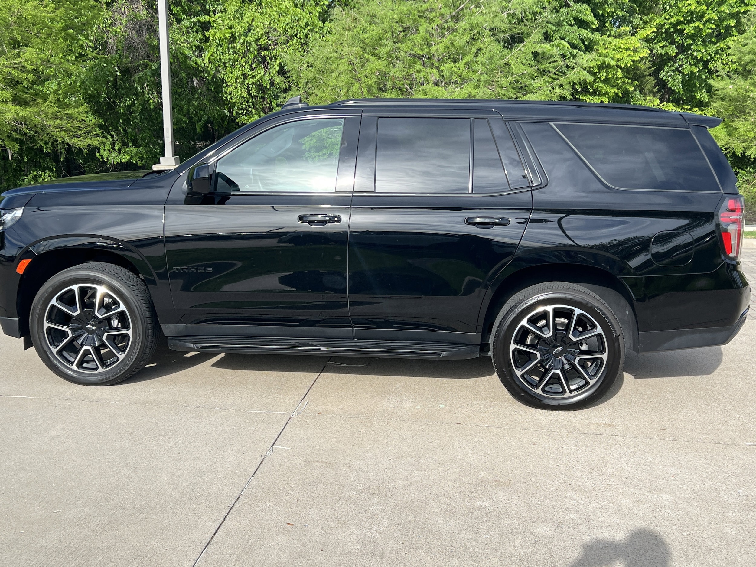 2023 Chevrolet Tahoe RST photo 5