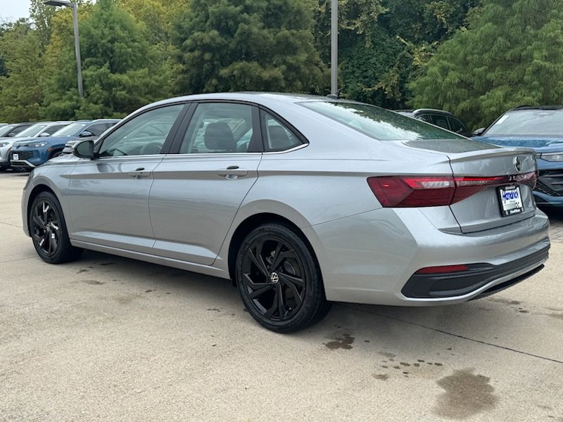 Volkswagen Jetta 1.5T SE