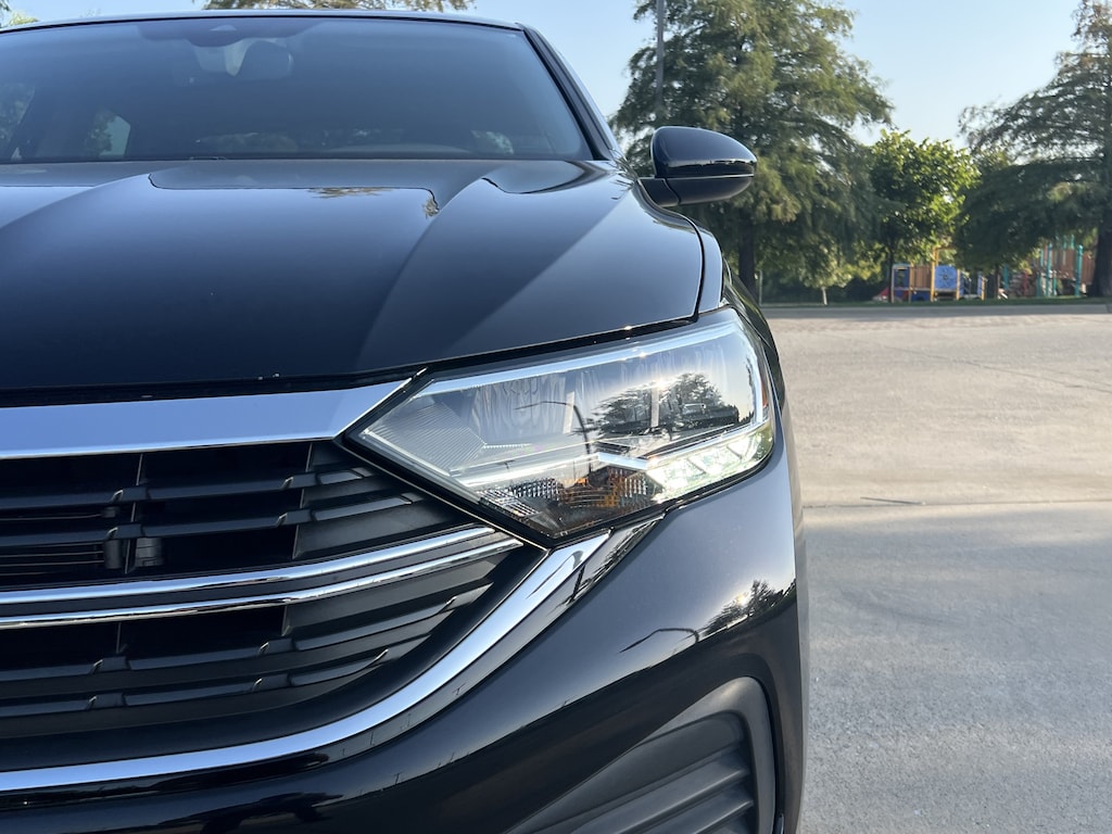 Used 2024 Volkswagen Jetta SE Sedan