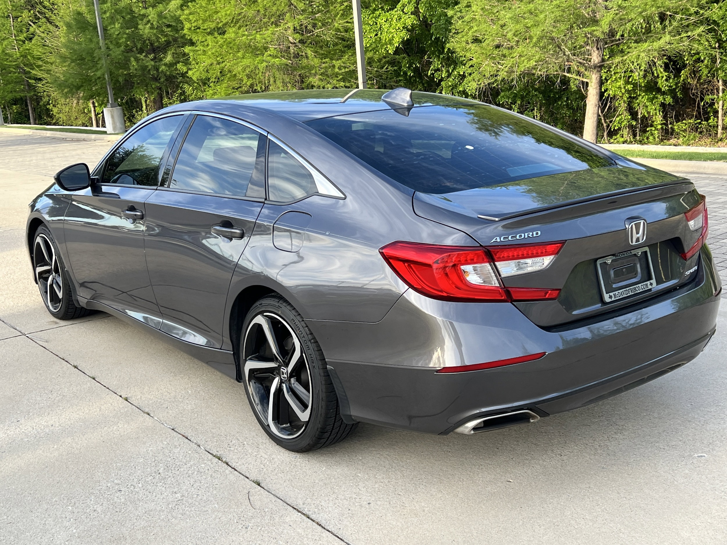 2019 Honda Accord Sport 1.5T photo 3