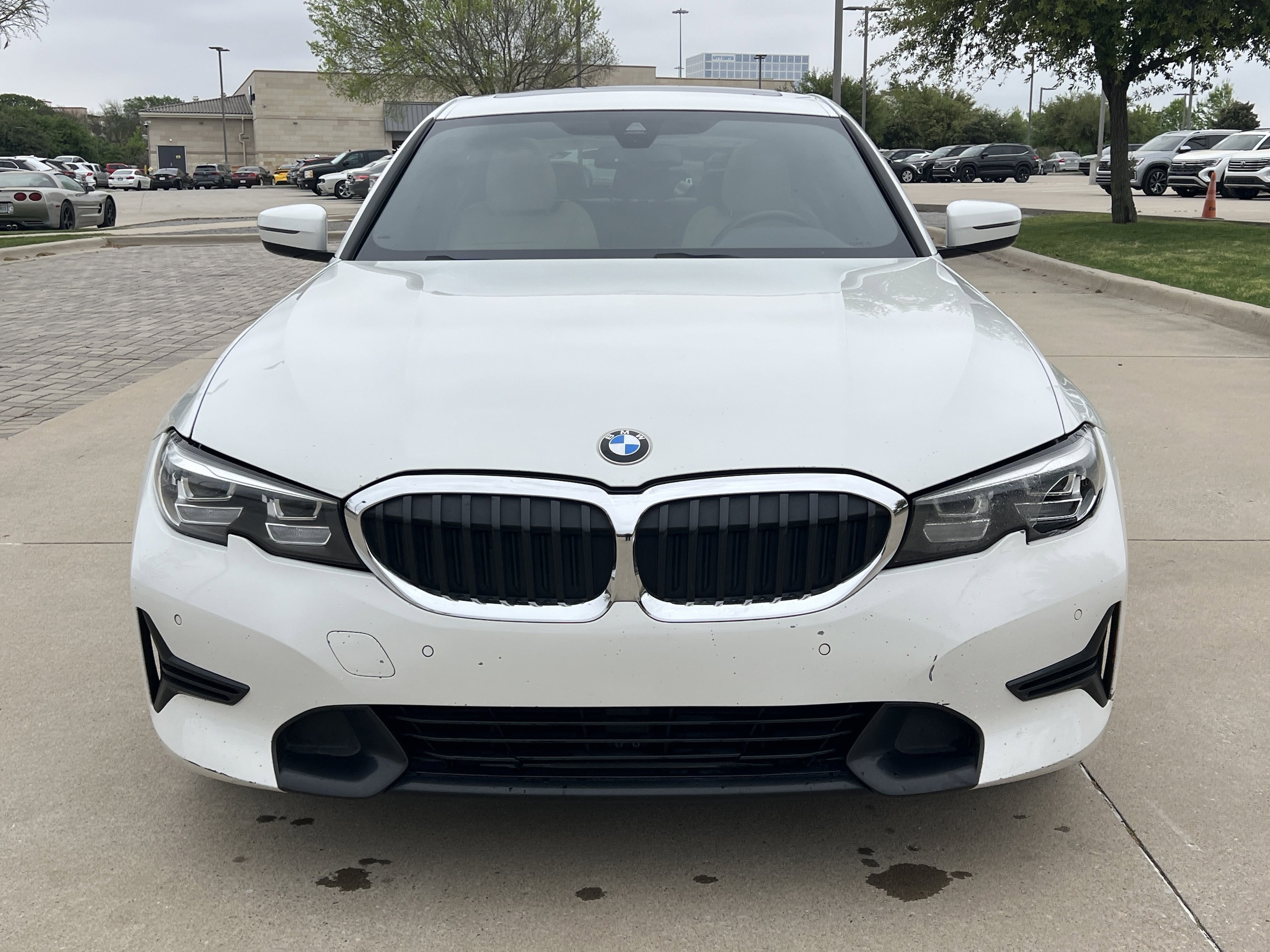 2019 BMW 330i 330i photo 2
