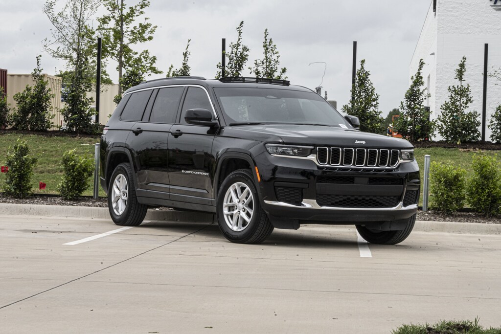 Used 2024 Jeep Grand Cherokee L Laredo X SUV