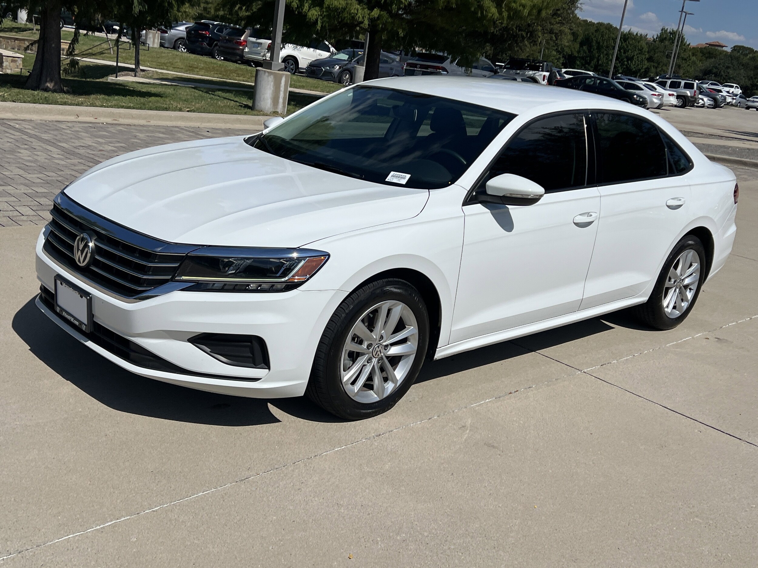 2021 Volkswagen Passat 2.0T S photo 2