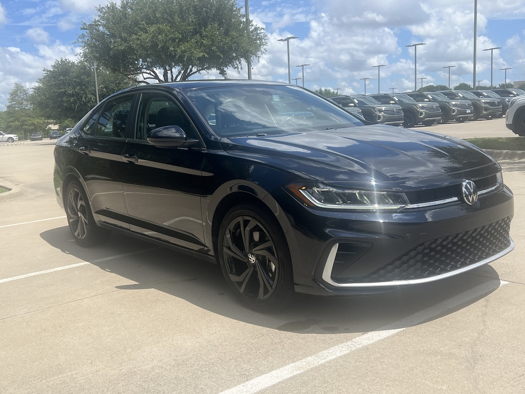 Used 2026 Volkswagen Jetta SE Sedan