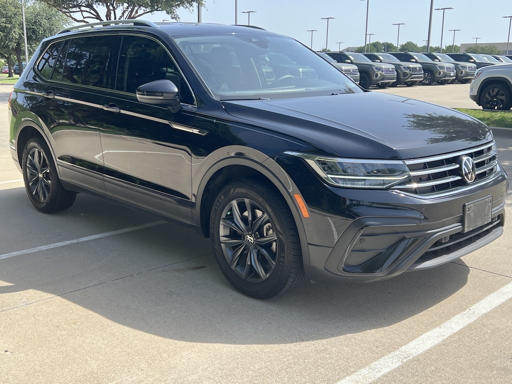 Used 2022 Volkswagen Tiguan SE SUV