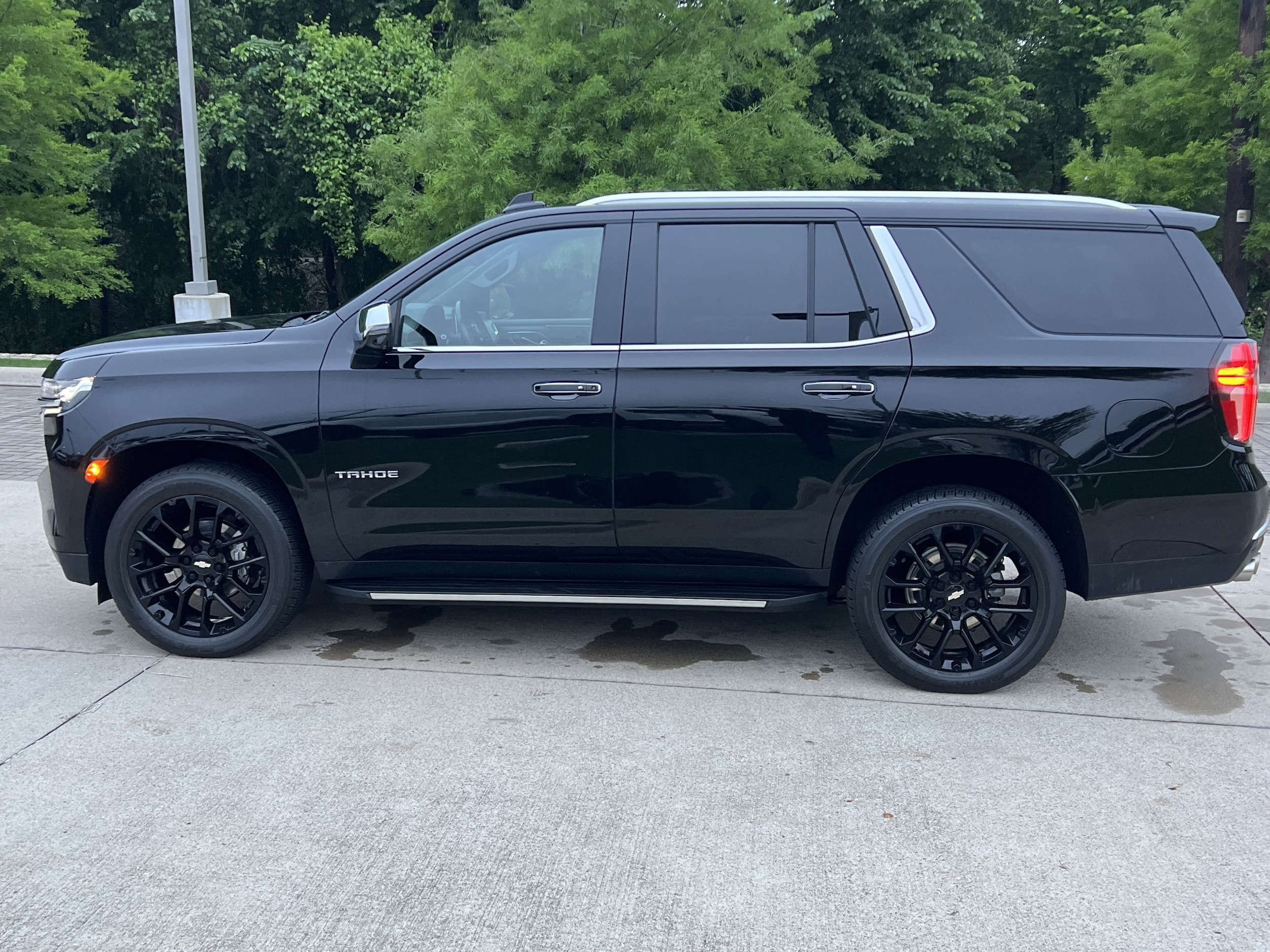 2023 Chevrolet Tahoe Premier photo 5