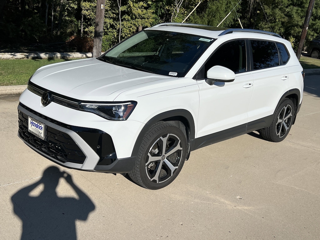 Used 2025 Volkswagen Taos SEL SUV