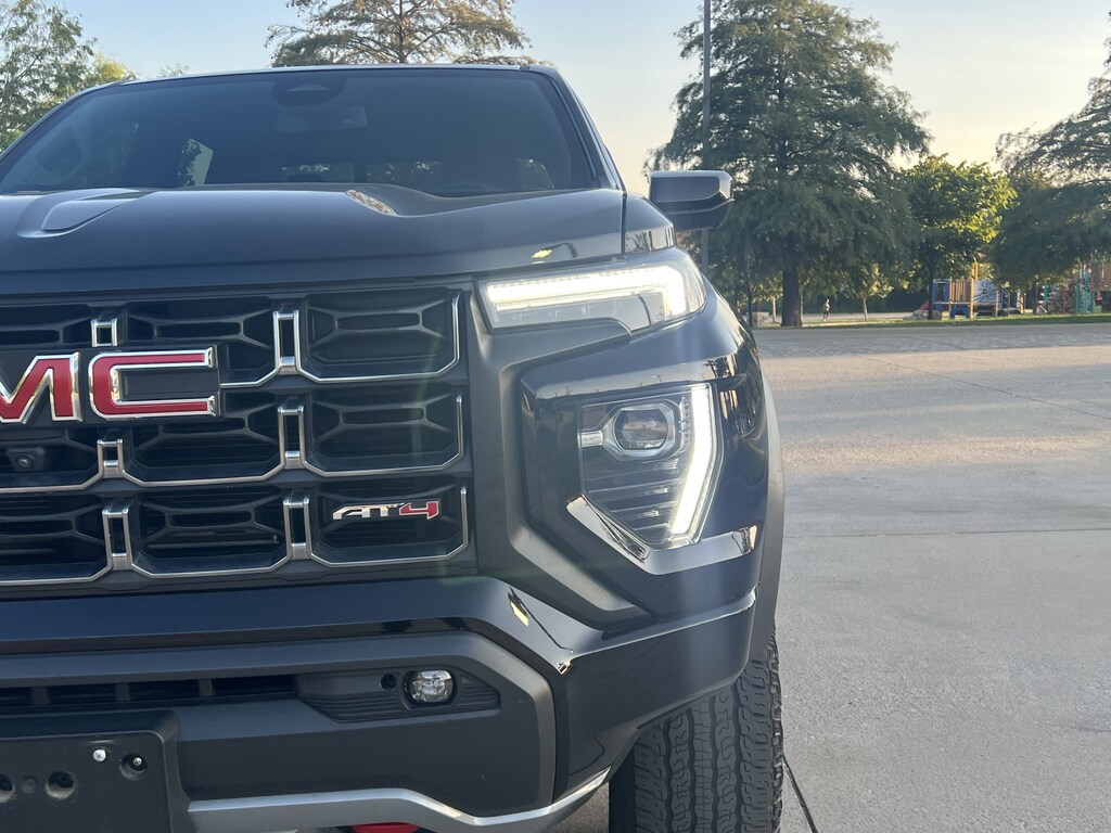 Used 2024 GMC Canyon 4WD AT4 Pickup