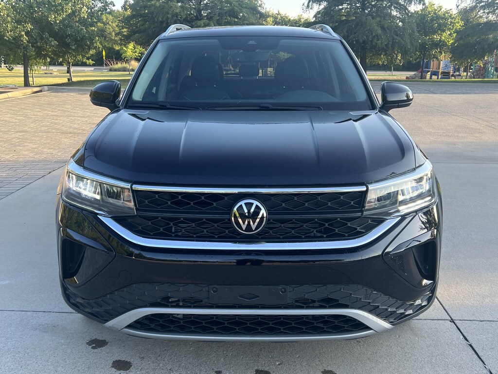 Used 2024 Volkswagen Taos SE SUV