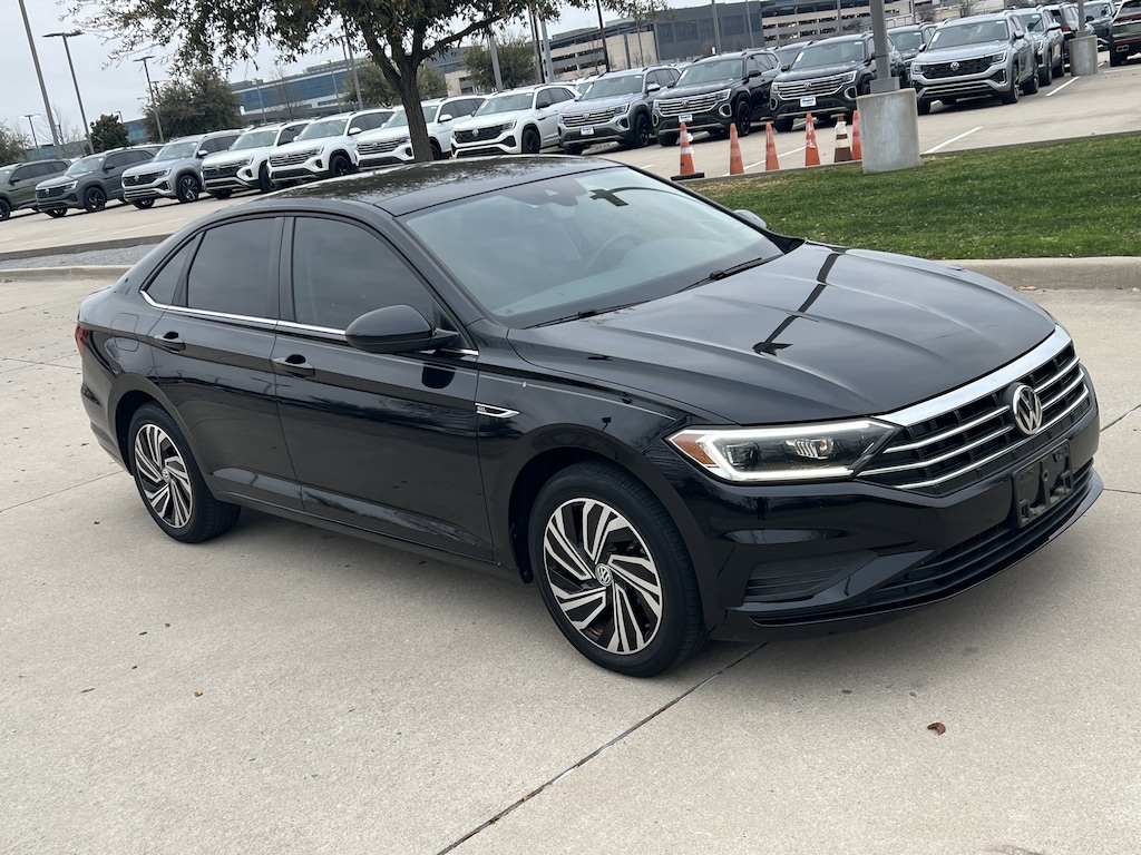 Used 2020 Volkswagen Jetta SEL Sedan