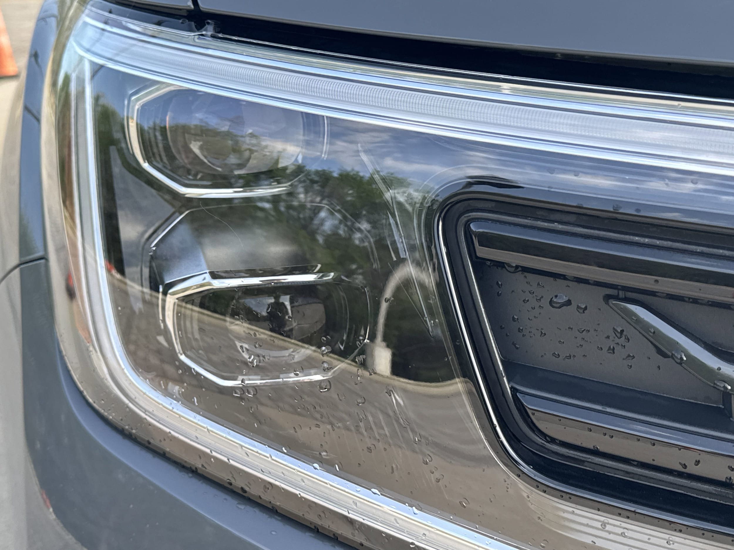 Volkswagen Atlas Cross Sport 2.0T SE W/Technology