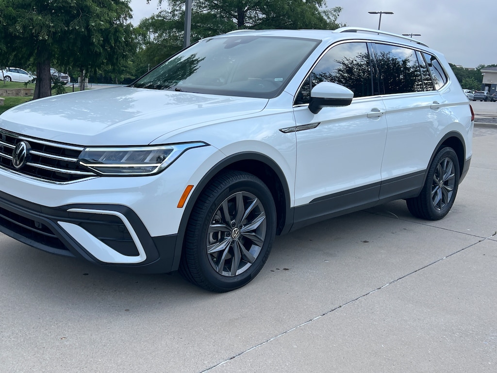 Used 2023 Volkswagen Tiguan SE SUV