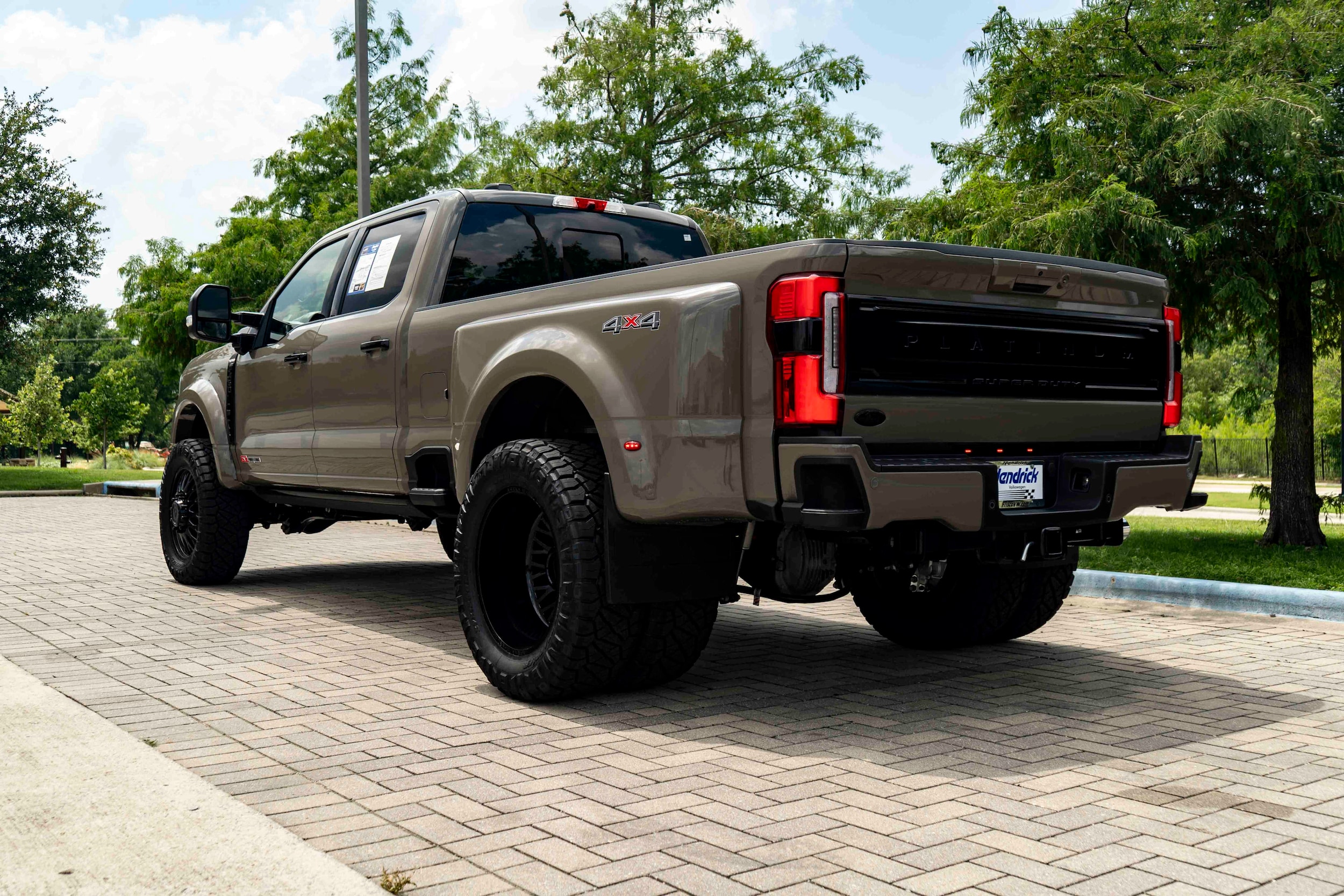 Ford Super Duty F-450 Pickup Platinum