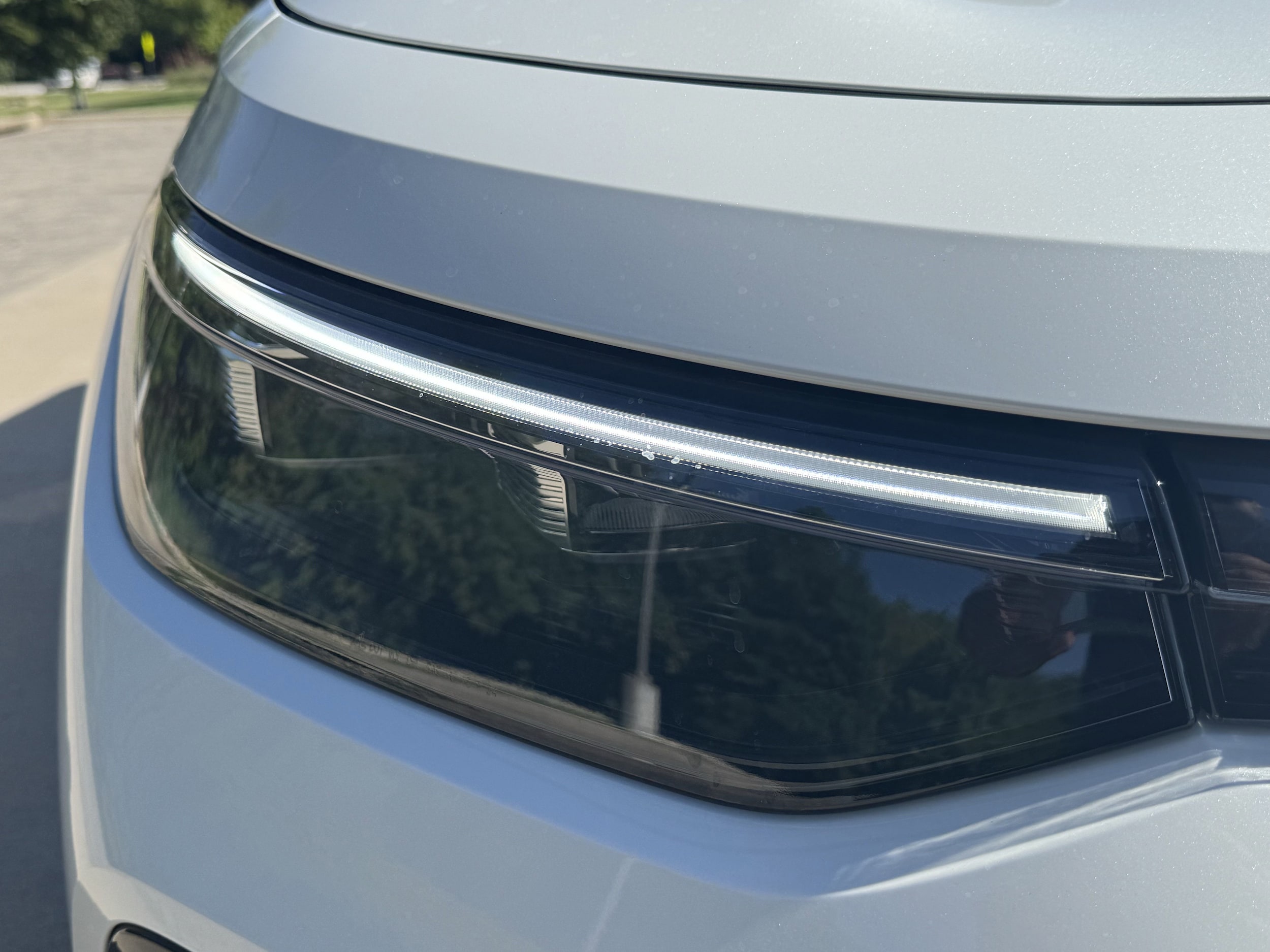 Volkswagen Tiguan 2.0T SE R-Line Black