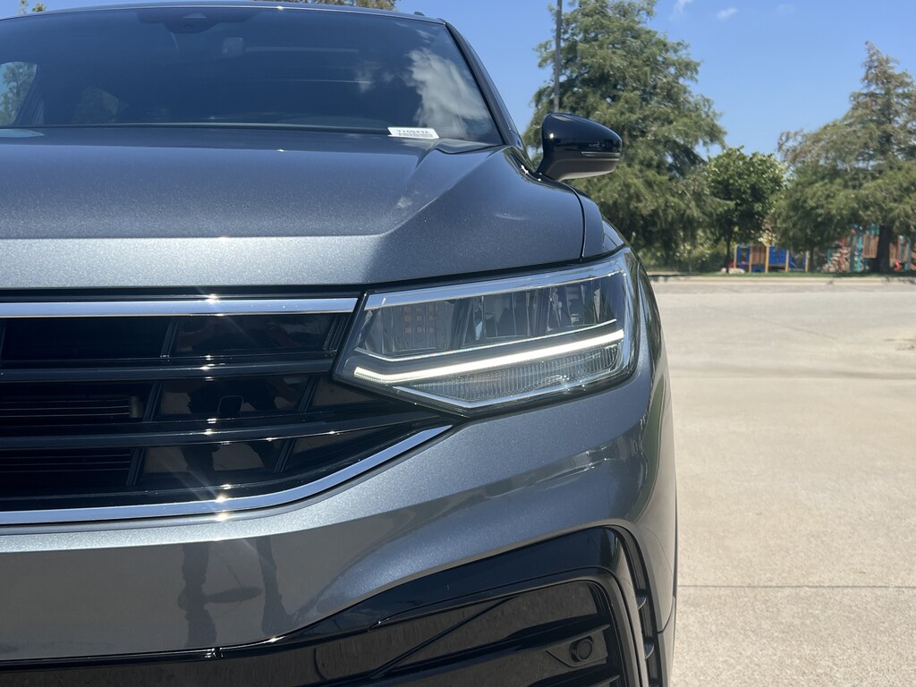 Used 2024 Volkswagen Tiguan SE R-Line Black SUV