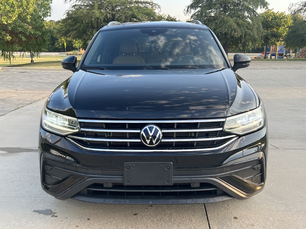 Used 2024 Volkswagen Tiguan SE SUV