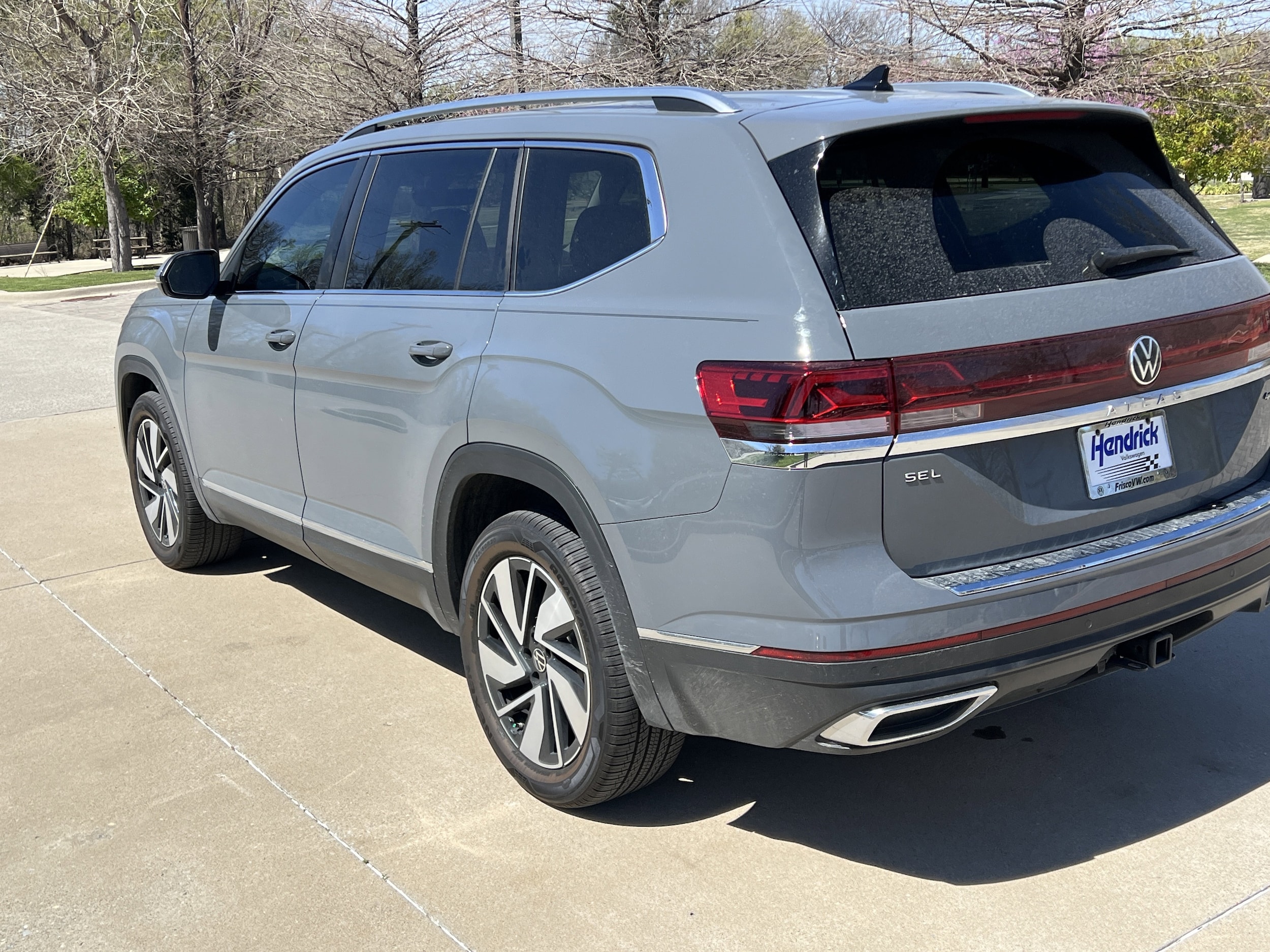 2026 Volkswagen Atlas 2.0T SEL photo 6