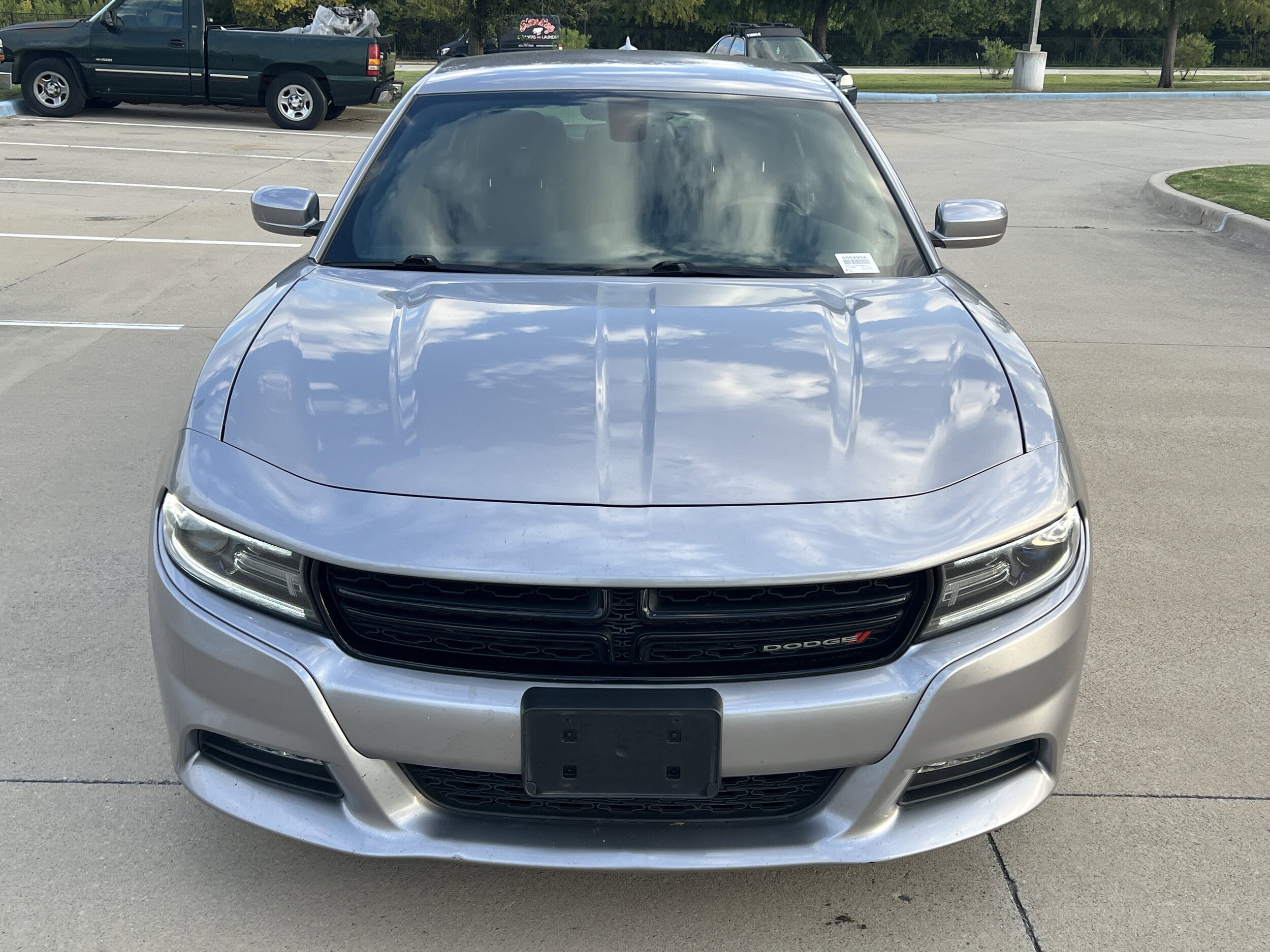 2015 Dodge Charger SXT photo 2