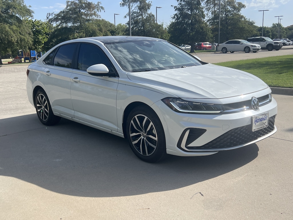Used 2026 Volkswagen Jetta SE Sedan