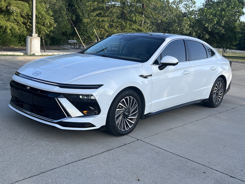Used 2024 Hyundai Sonata Hybrid Limited Sedan