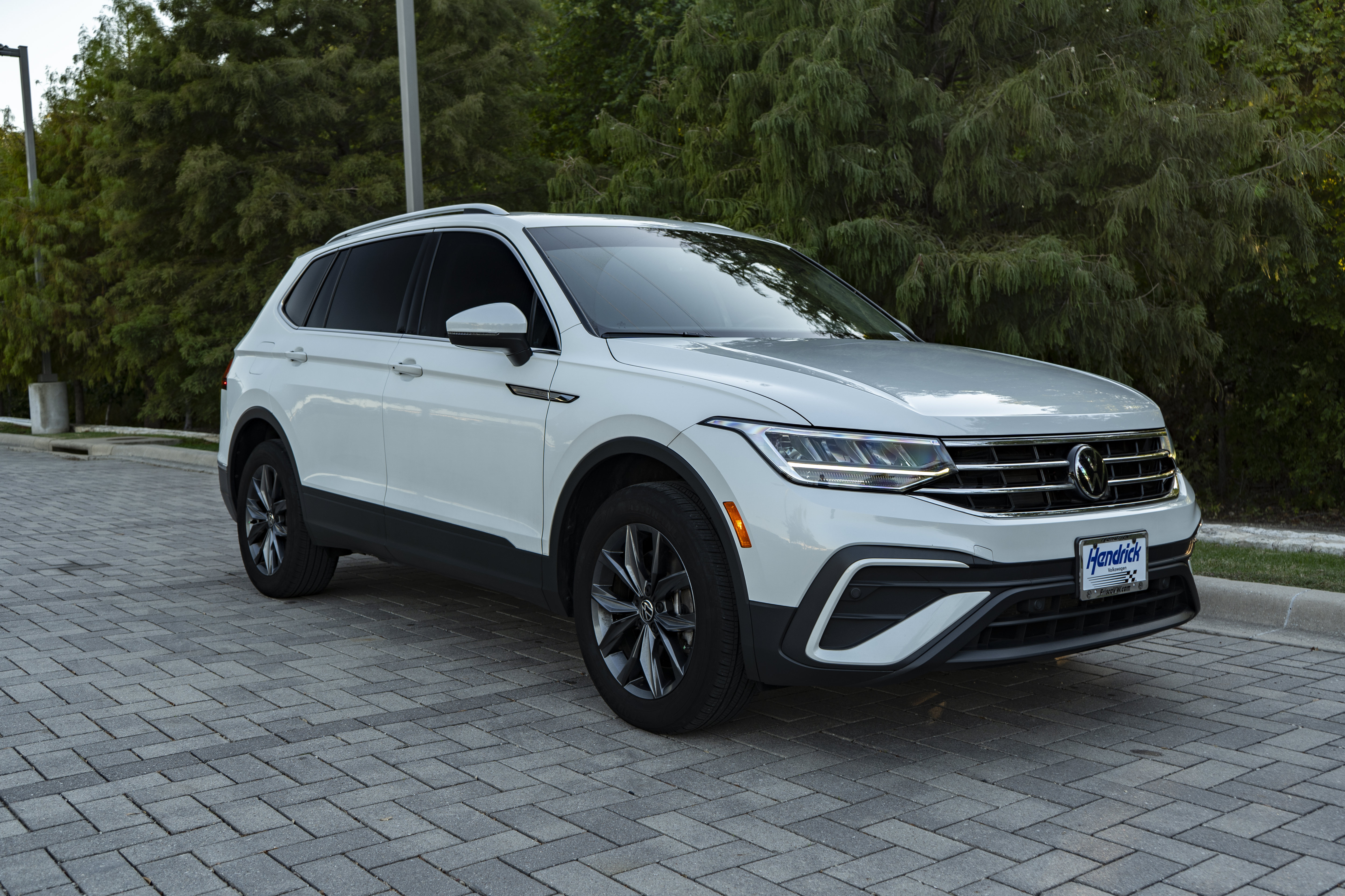 Used 2023 Volkswagen Tiguan SE SUV