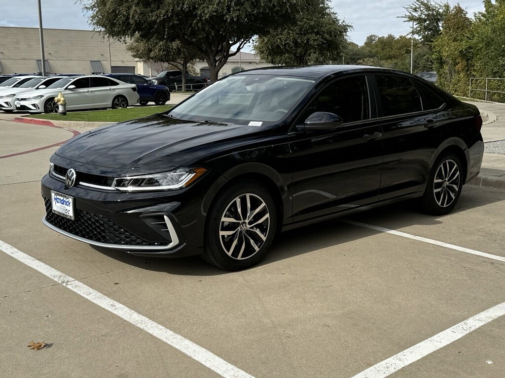 Used 2026 Volkswagen Jetta SE Sedan
