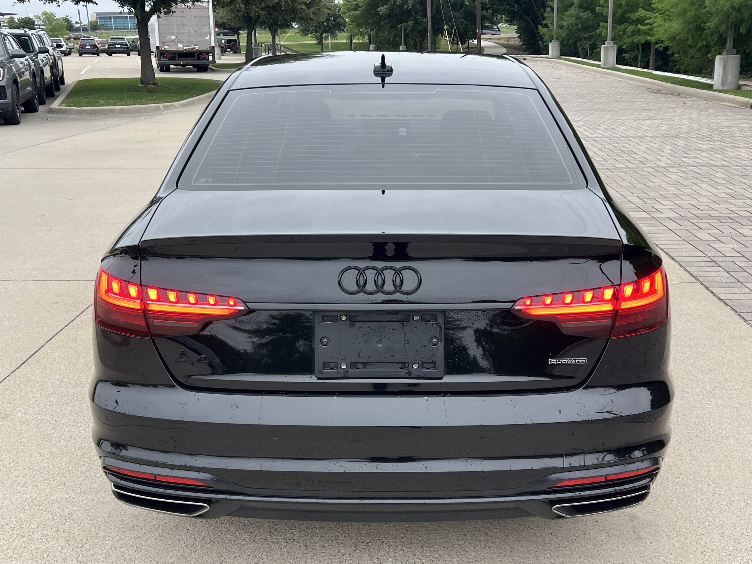 2023 Audi A4 Sedan S line Premium Plus photo 3