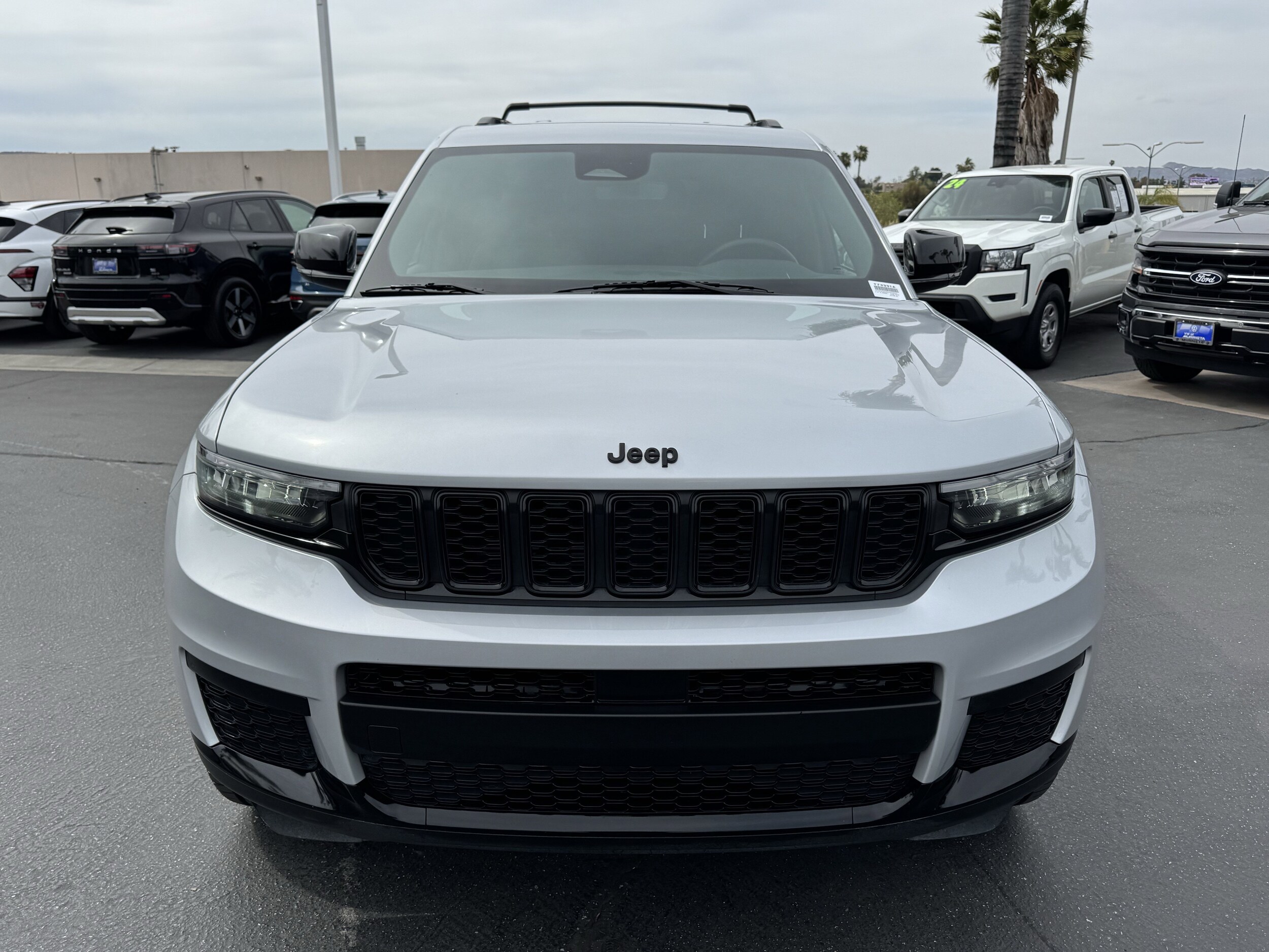 2021 Jeep Grand Cherokee L Altitude photo 2