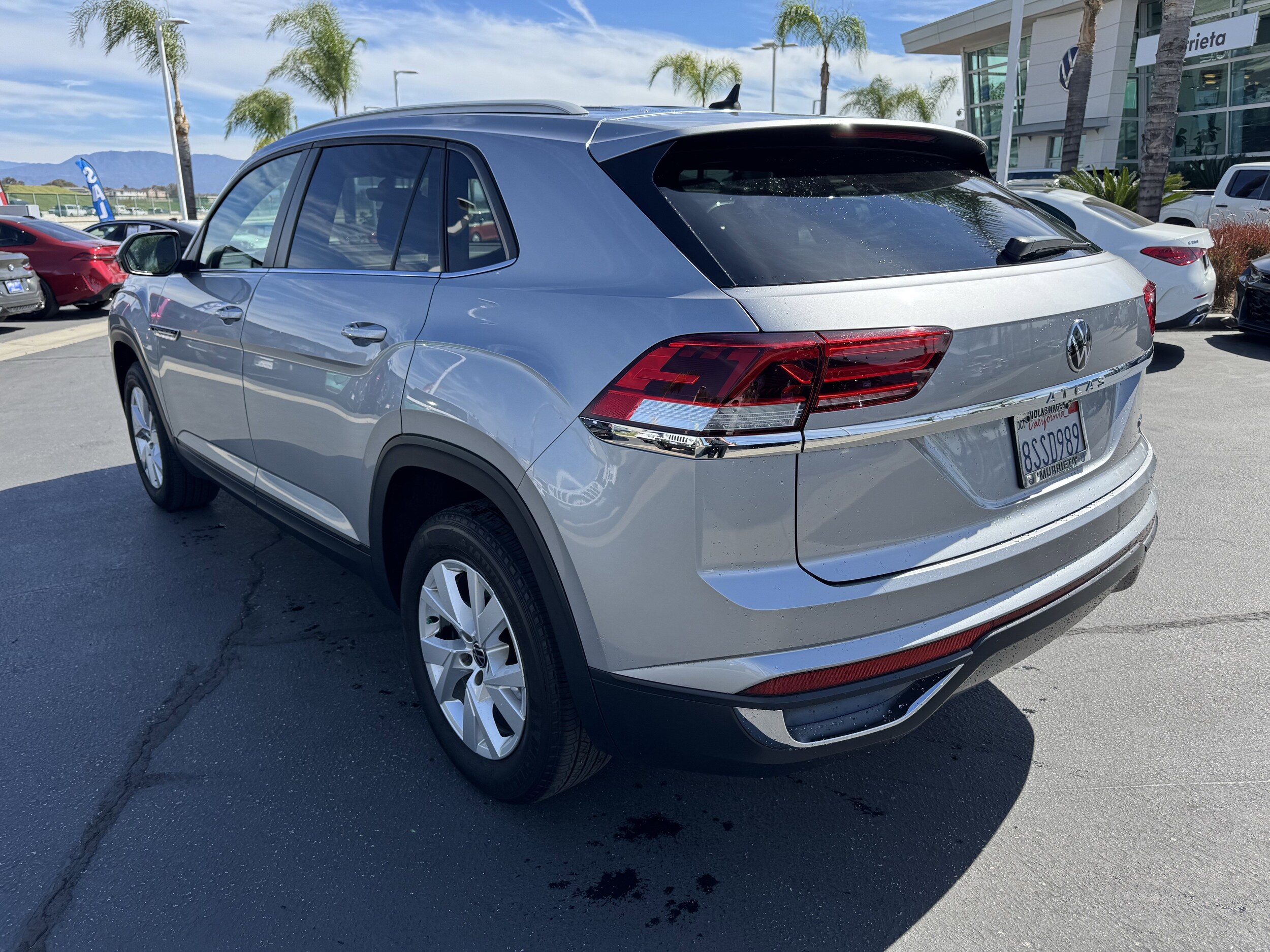 2020 Volkswagen Atlas Cross Sport 2.0T S photo 3