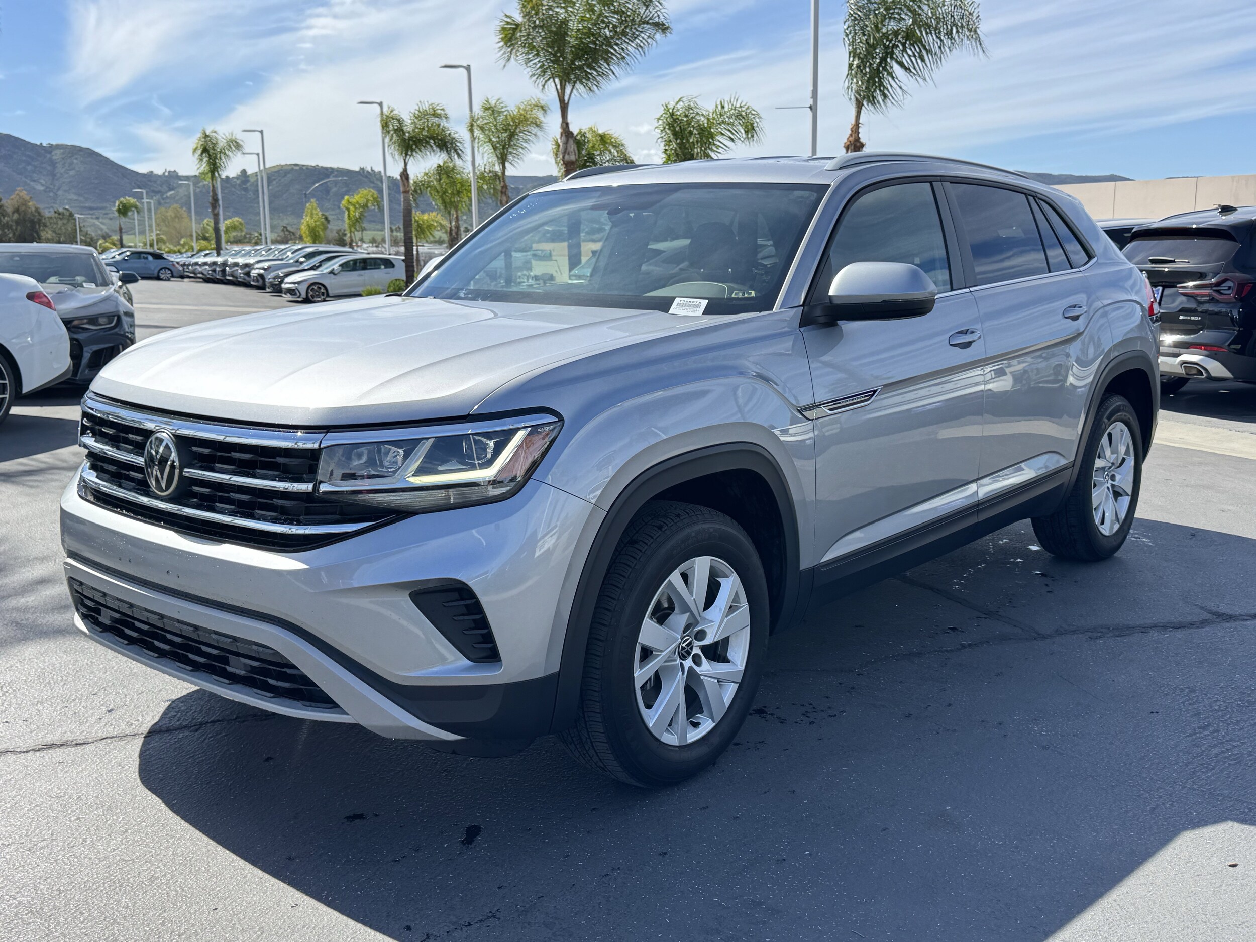 2020 Volkswagen Atlas Cross Sport 2.0T S photo 4