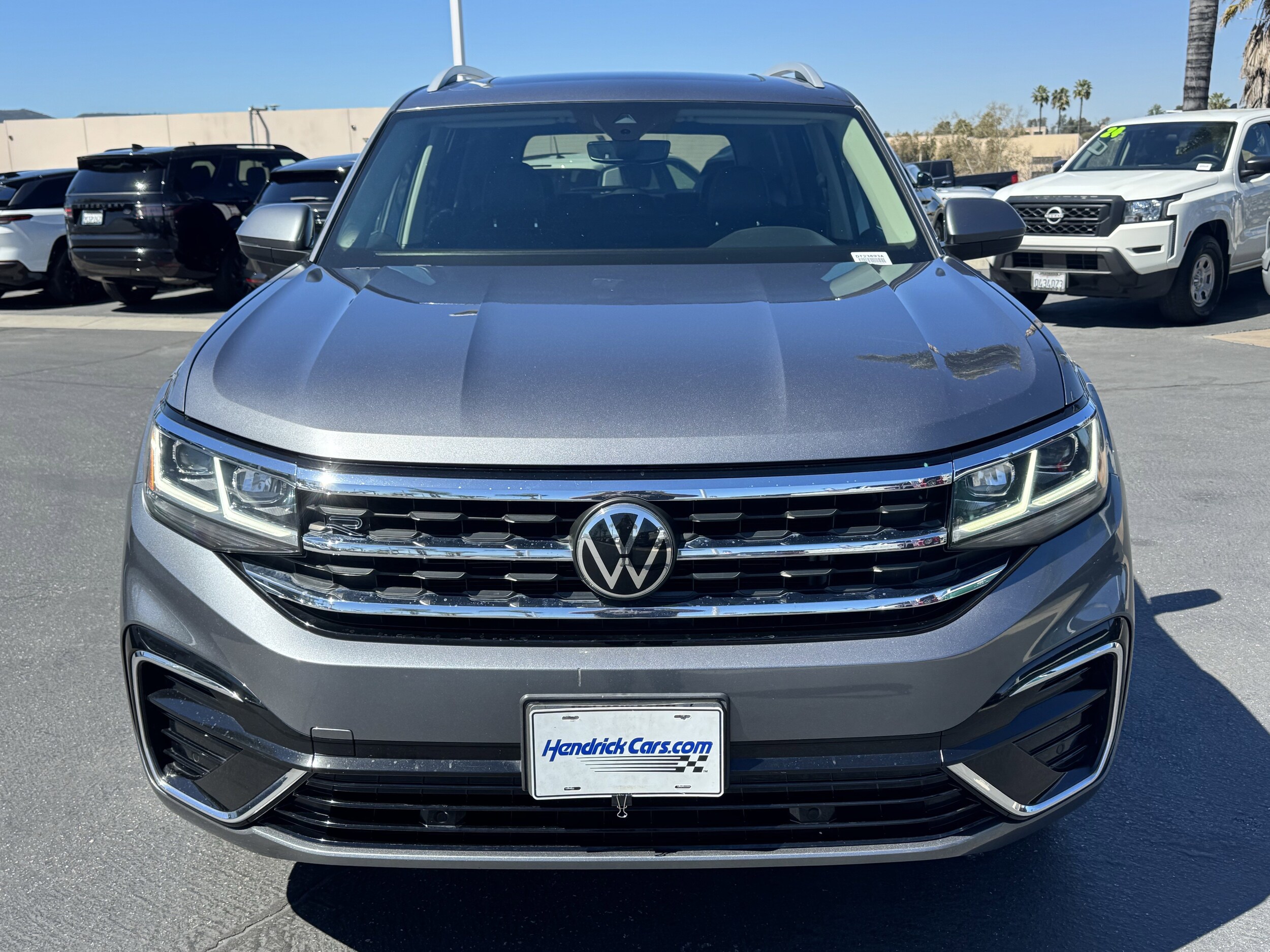 2021 Volkswagen Atlas 3.6L V6 SEL R-Line photo 2