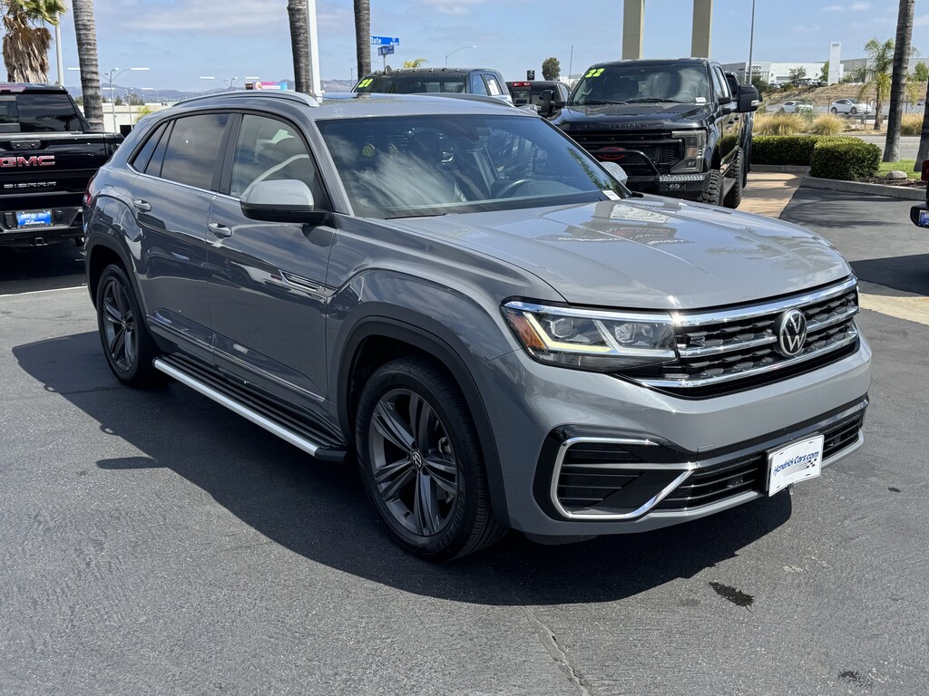 Used 2021 Volkswagen Atlas Cross Sport 3.6L V6 SE w/Technology R-Line SUV